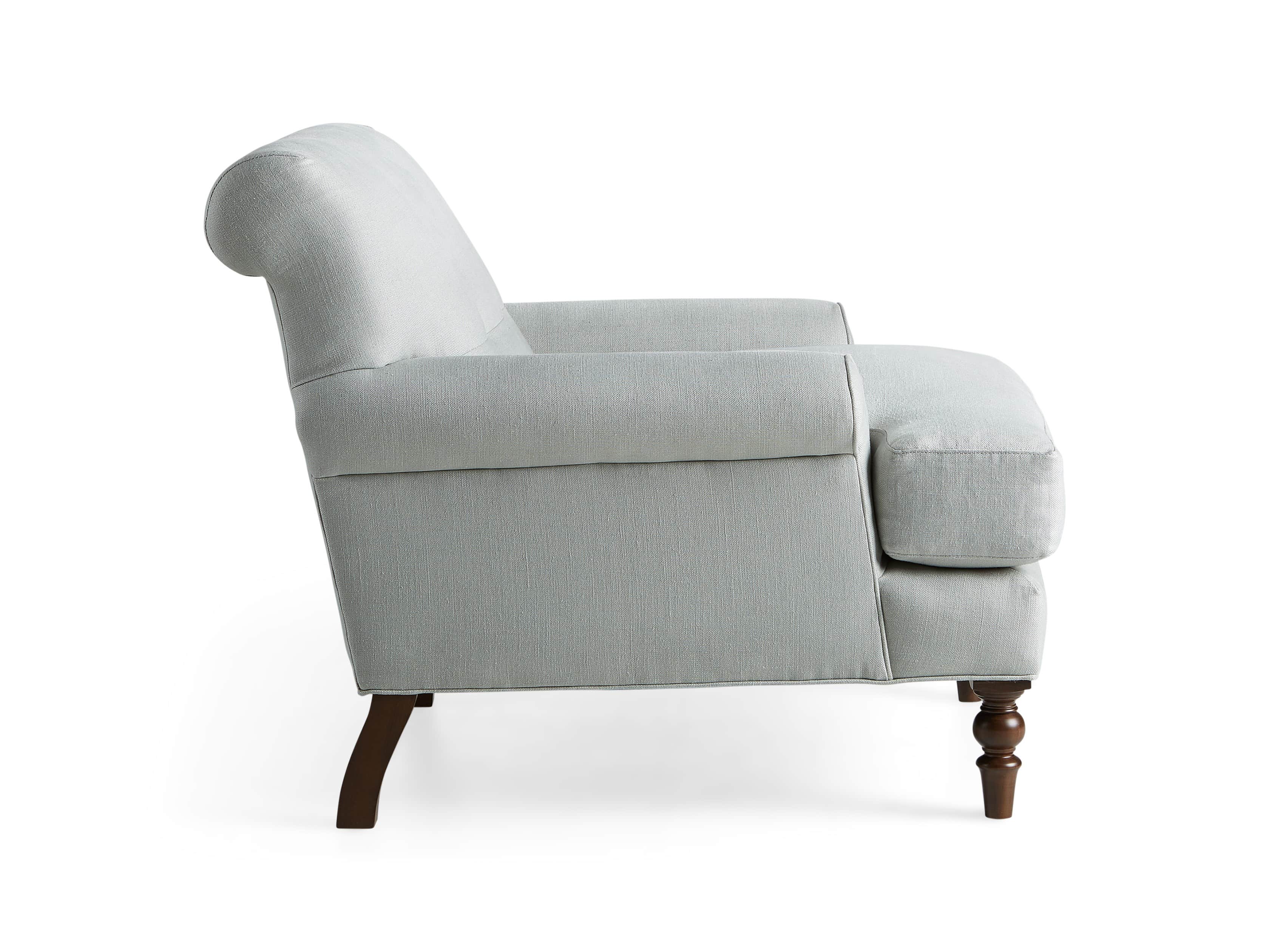 Roslyn Upholstered 34" Chair