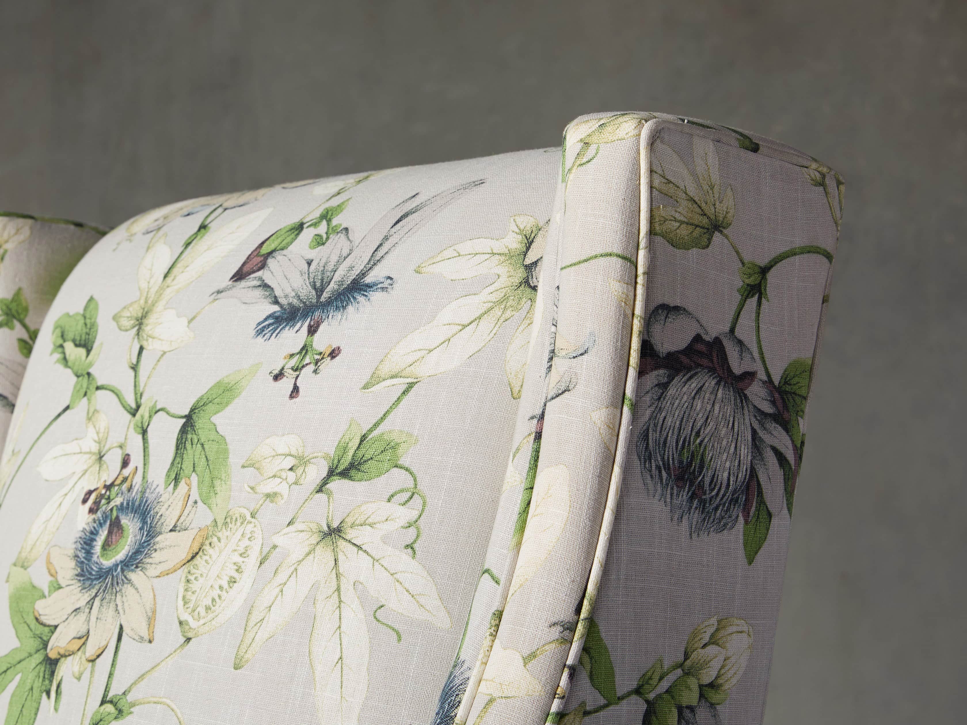 Plazza Upholstered 28" Chair