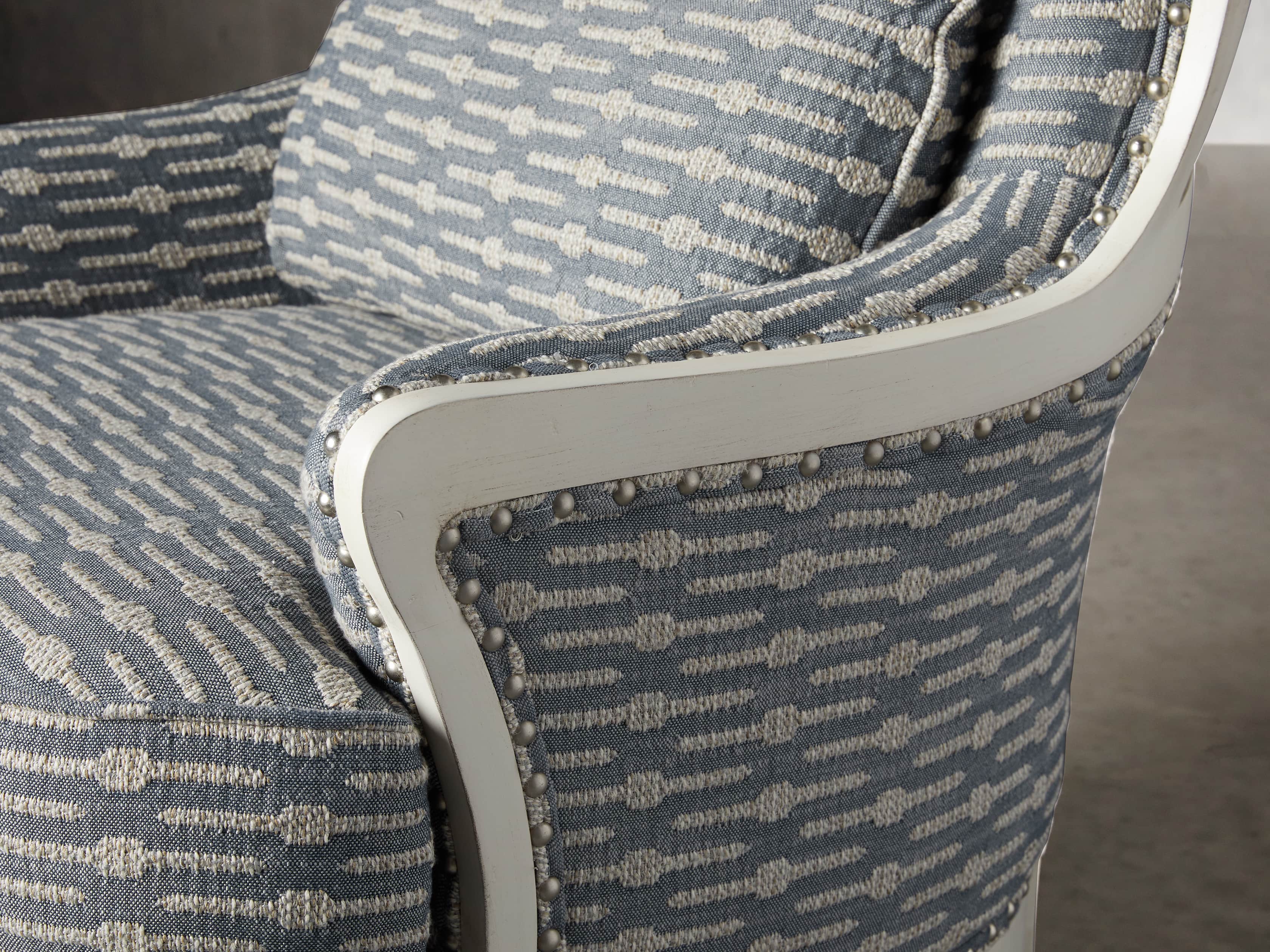 Portsmouth Upholstered 32" Chair in 600305-42