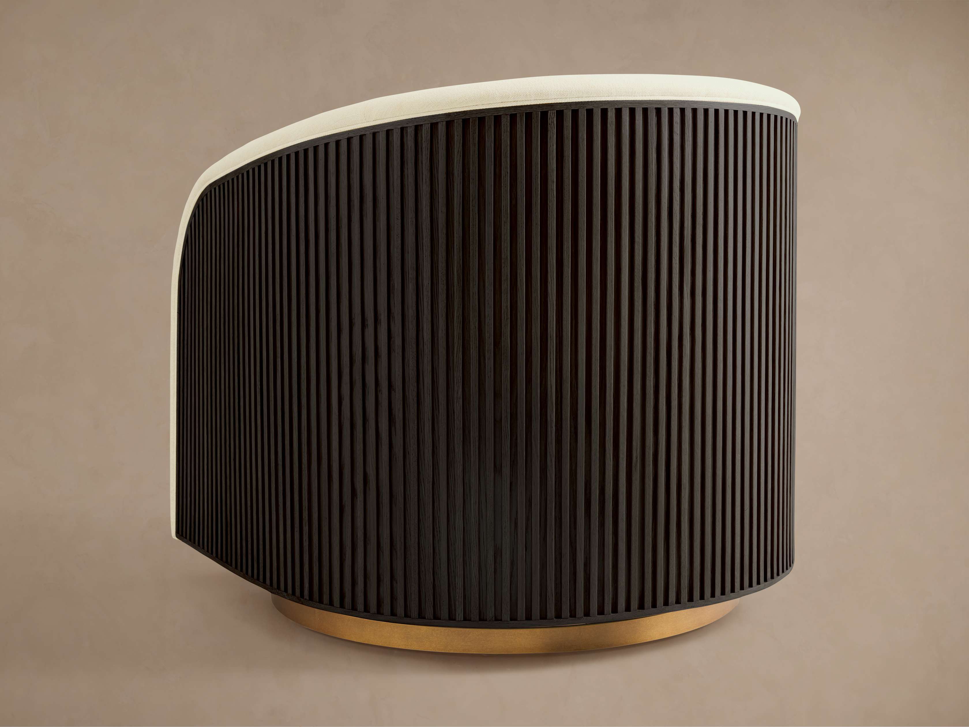 Finnley Swivel Chair
