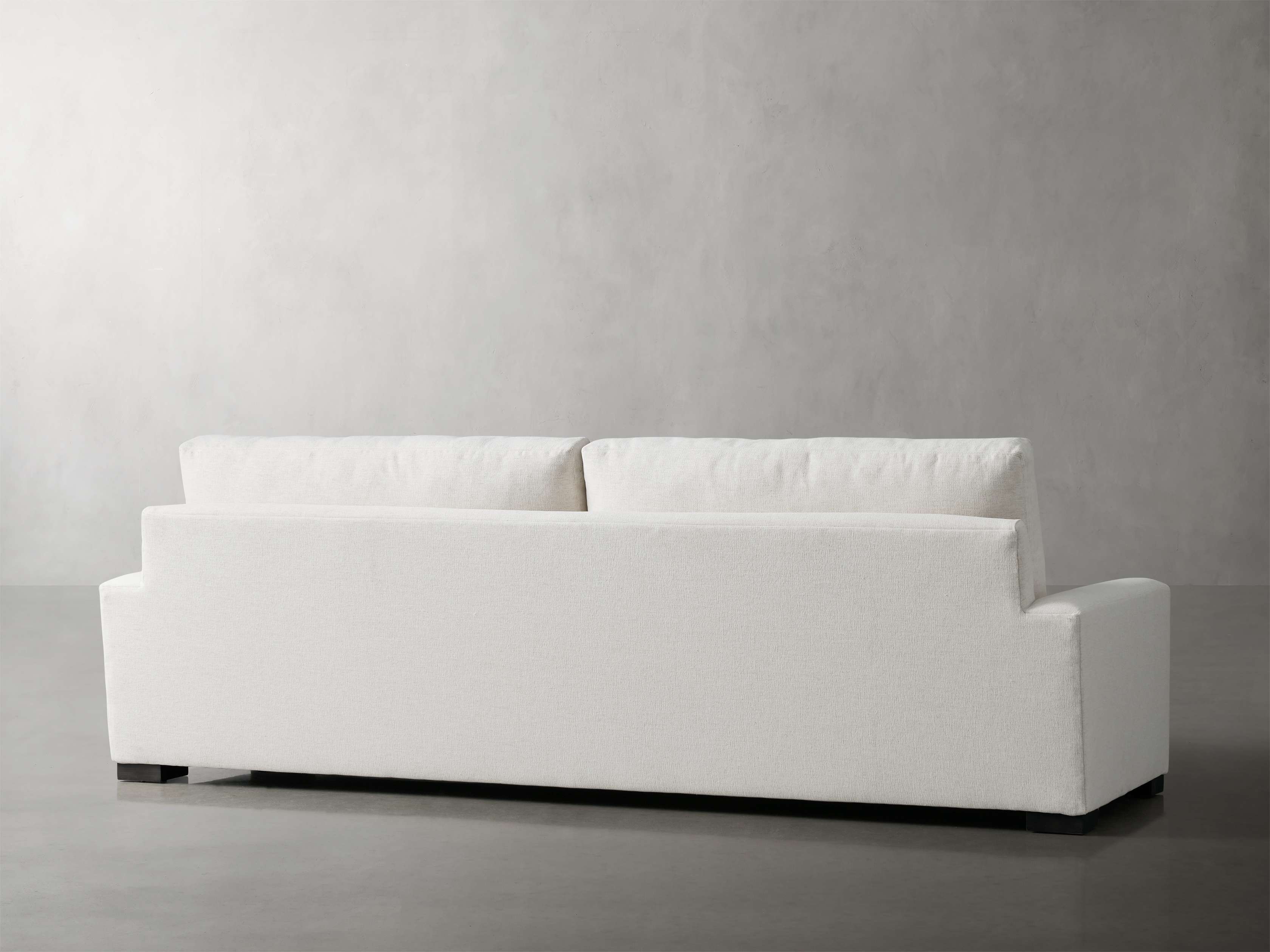 Remington Deep 84" Sofa in Nomad Snow