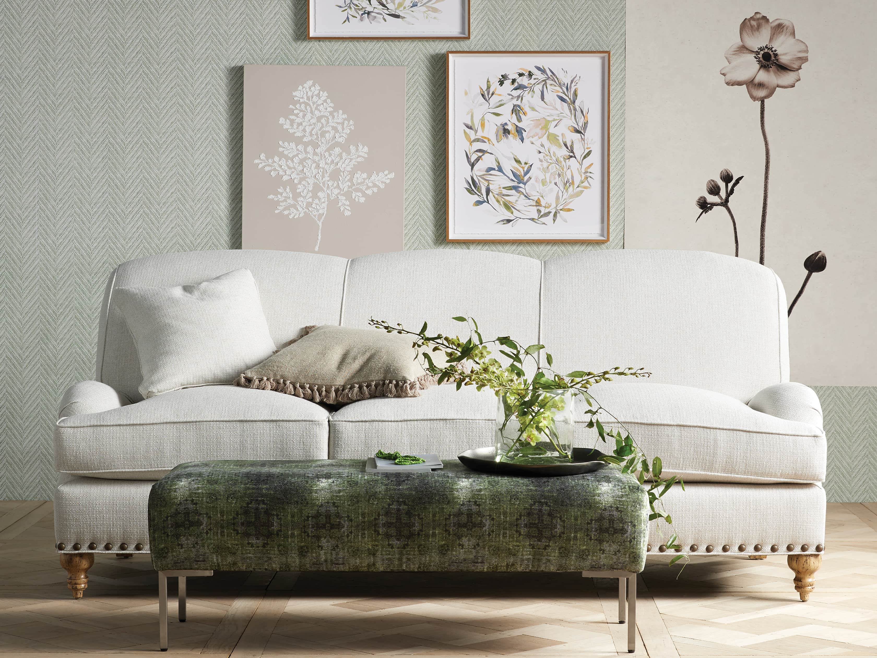 Outerbanks Upholstered 86" Sofa