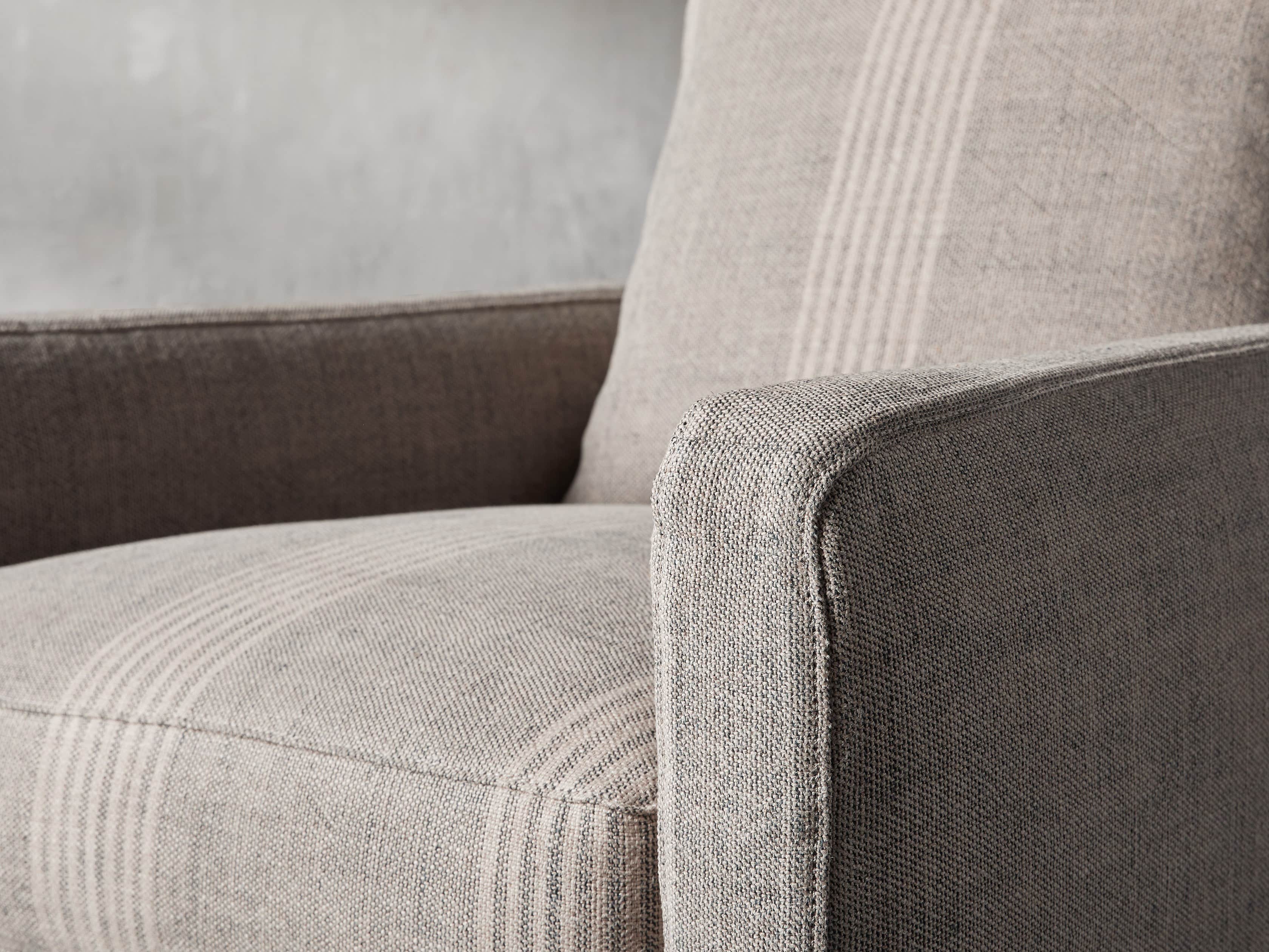 Kenley Slipcovered 33" Chair