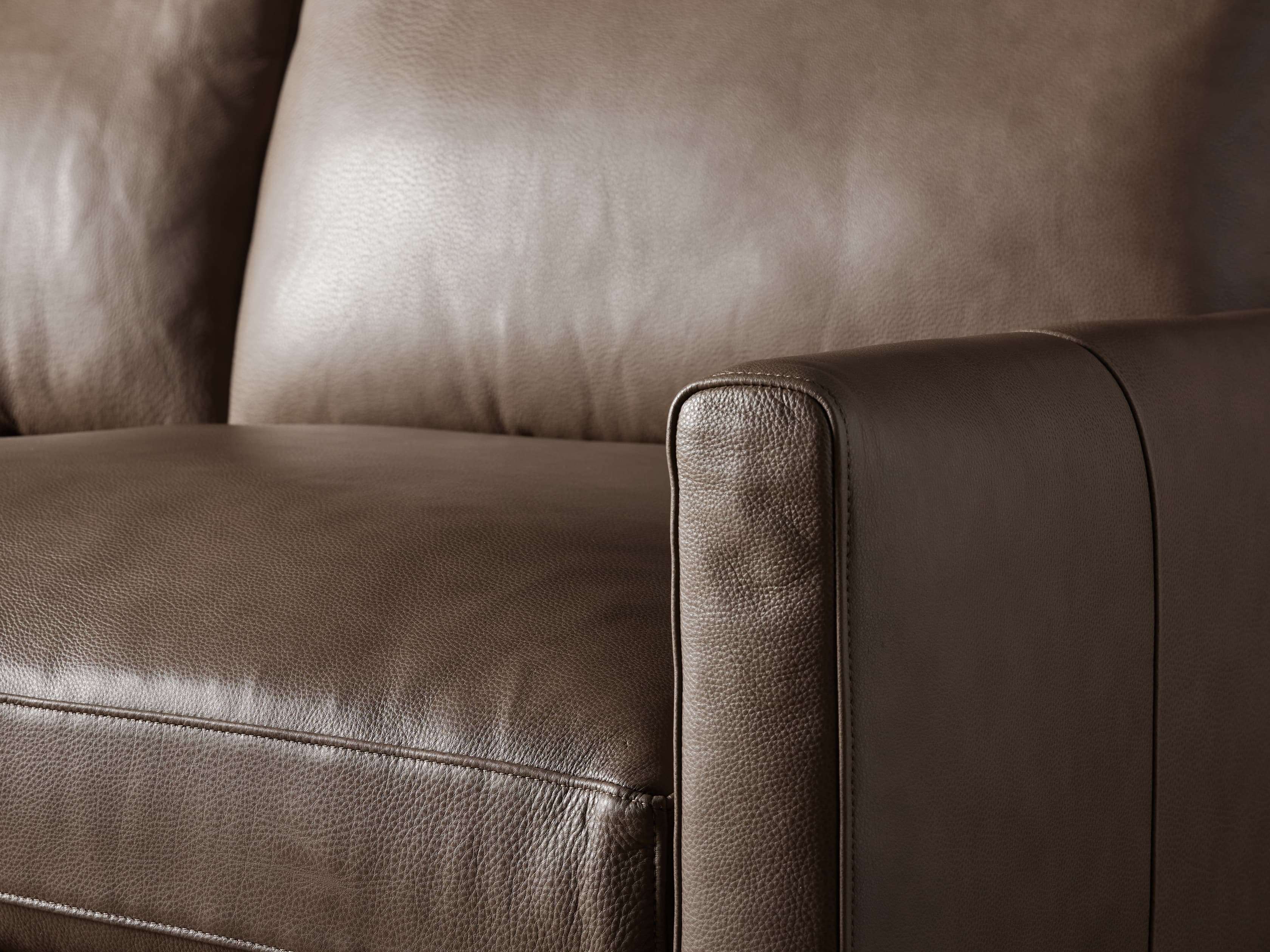 Who Makes Arhaus Leather Sofas Baci Living Room