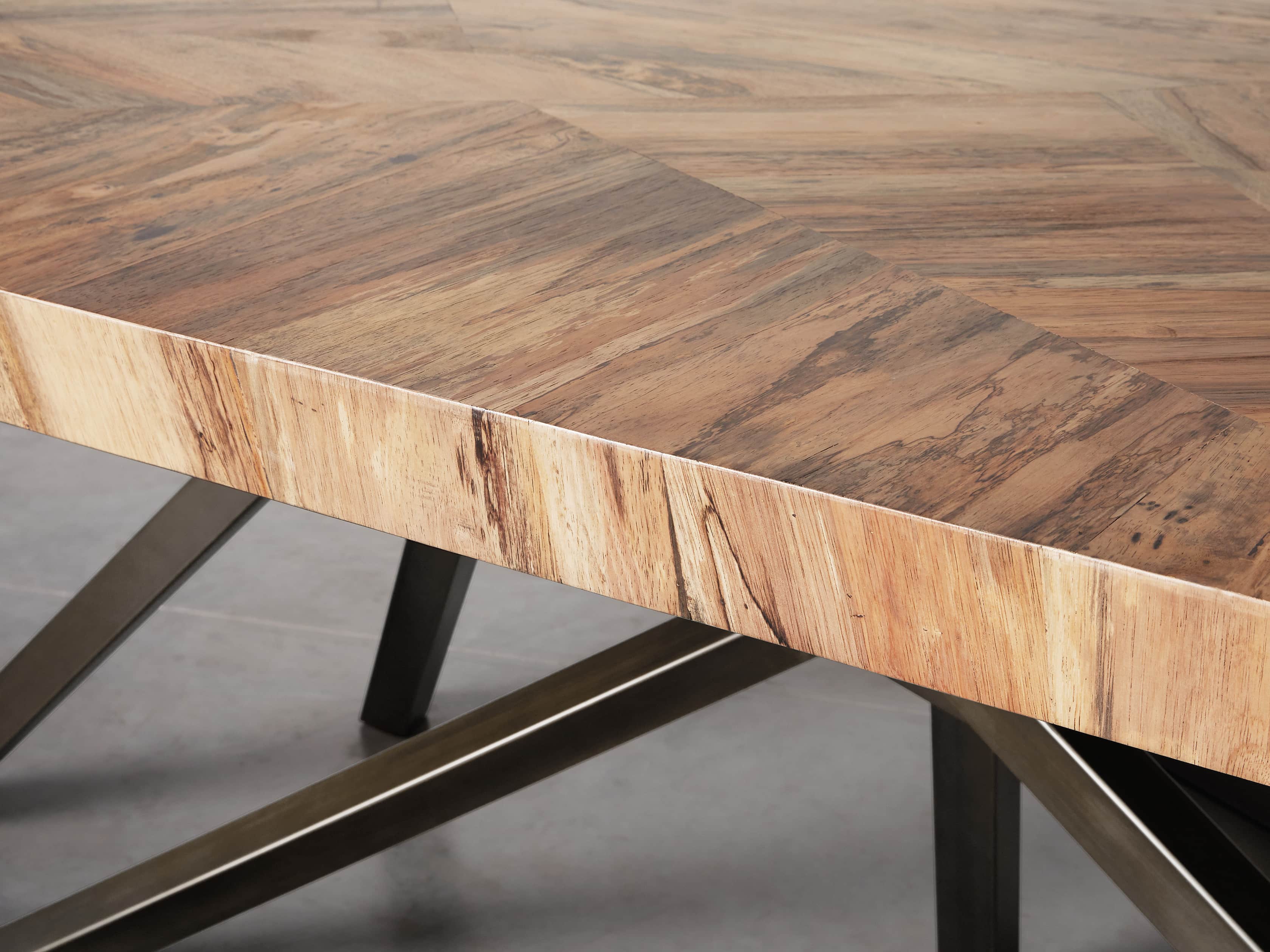 Carrinna 96" Dining Table in Palografico