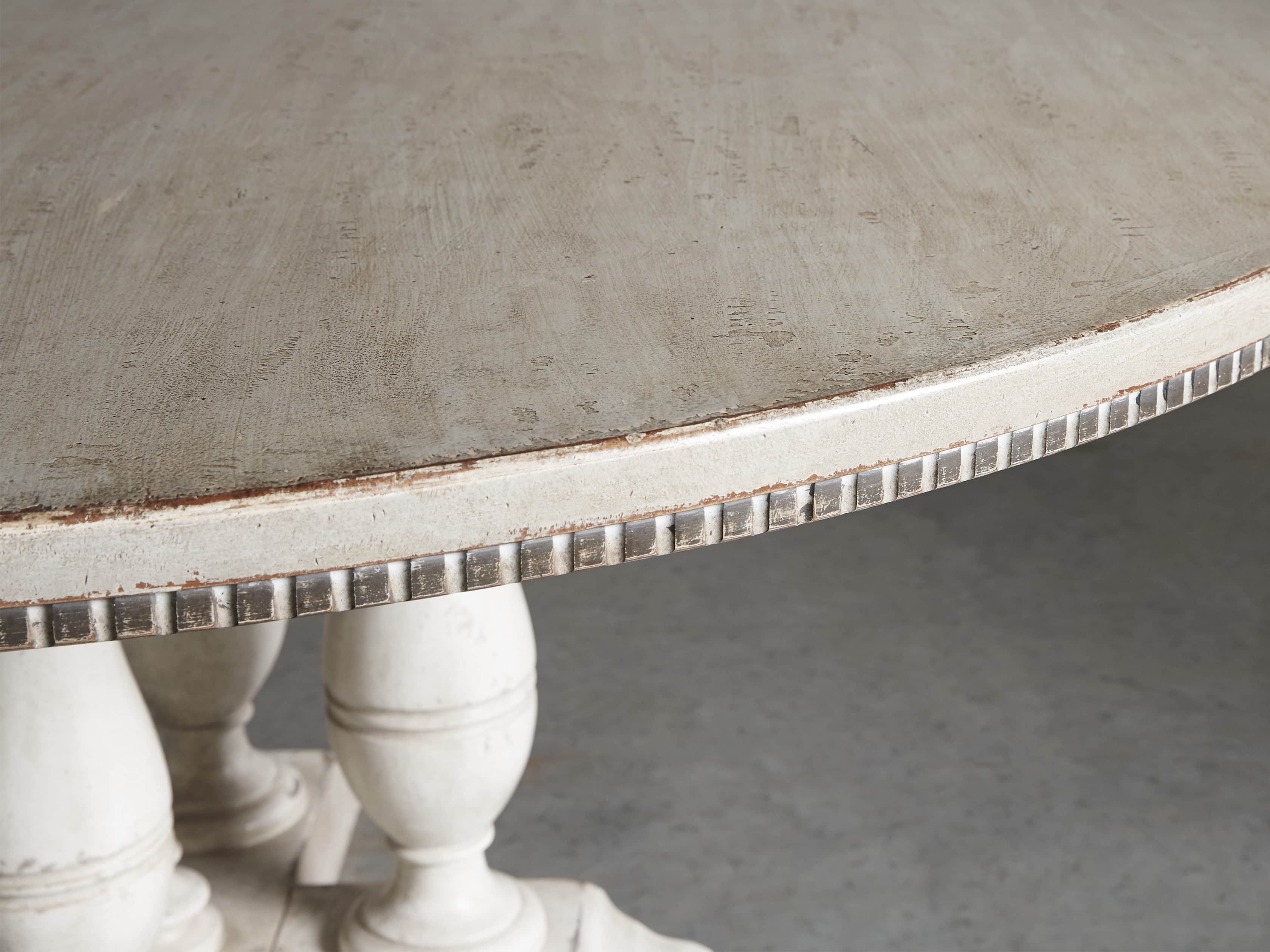 Cironi 48" Bell'Arte Round Dining Table