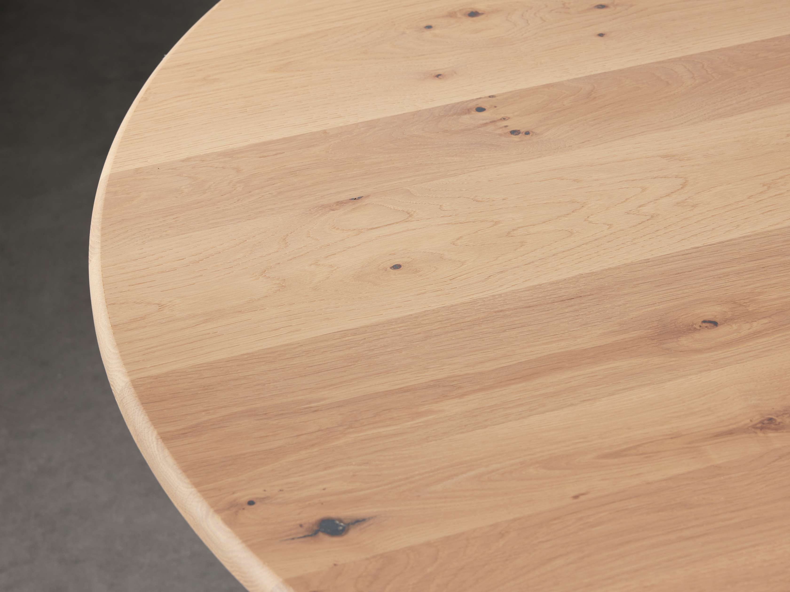 Jacob Round Dining Table with Vertex Base in Flax