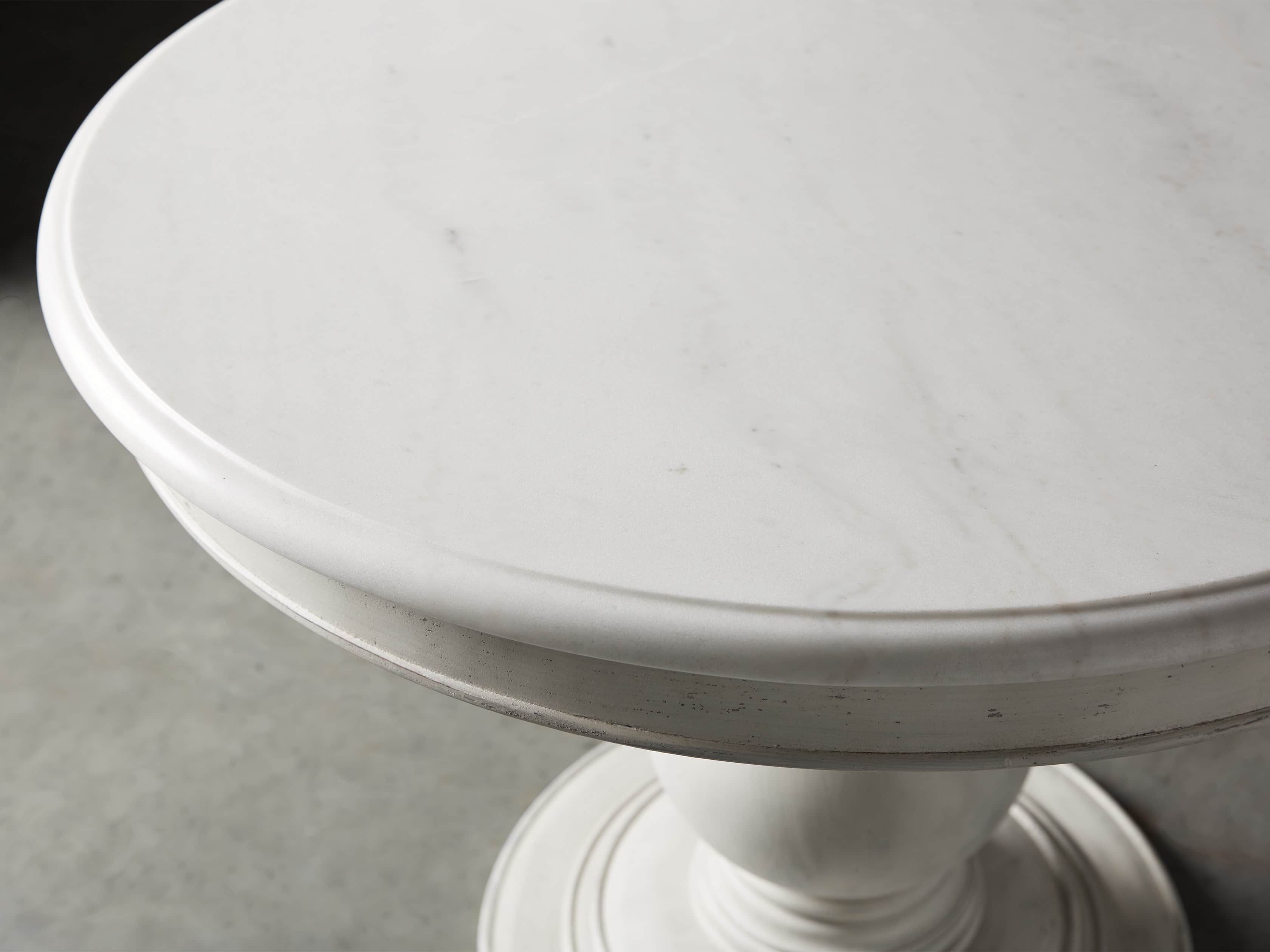 Luca 39" Round Dining Table with White Marble Top in Rustic White
