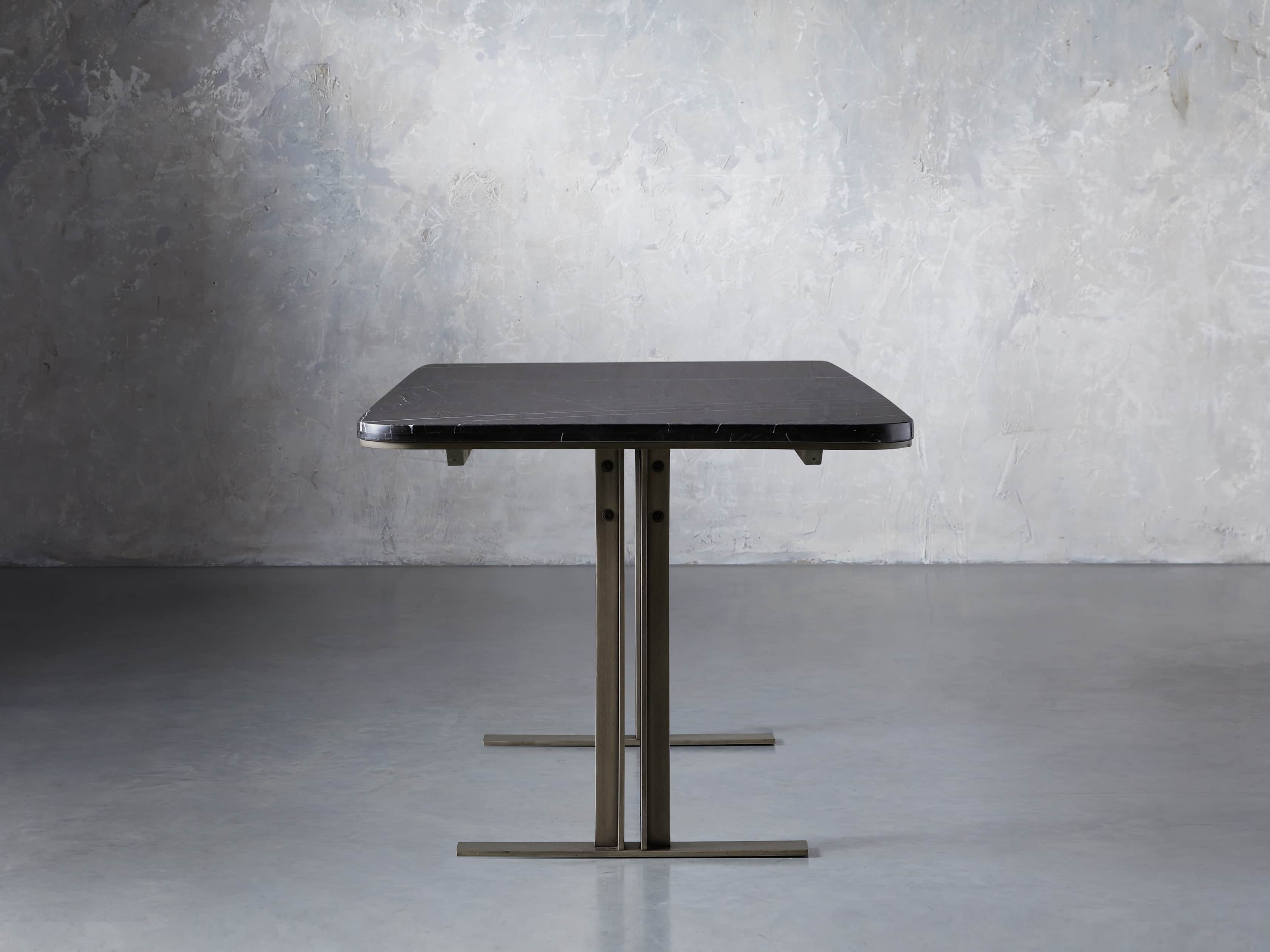 Massa Kitchen Table in Black