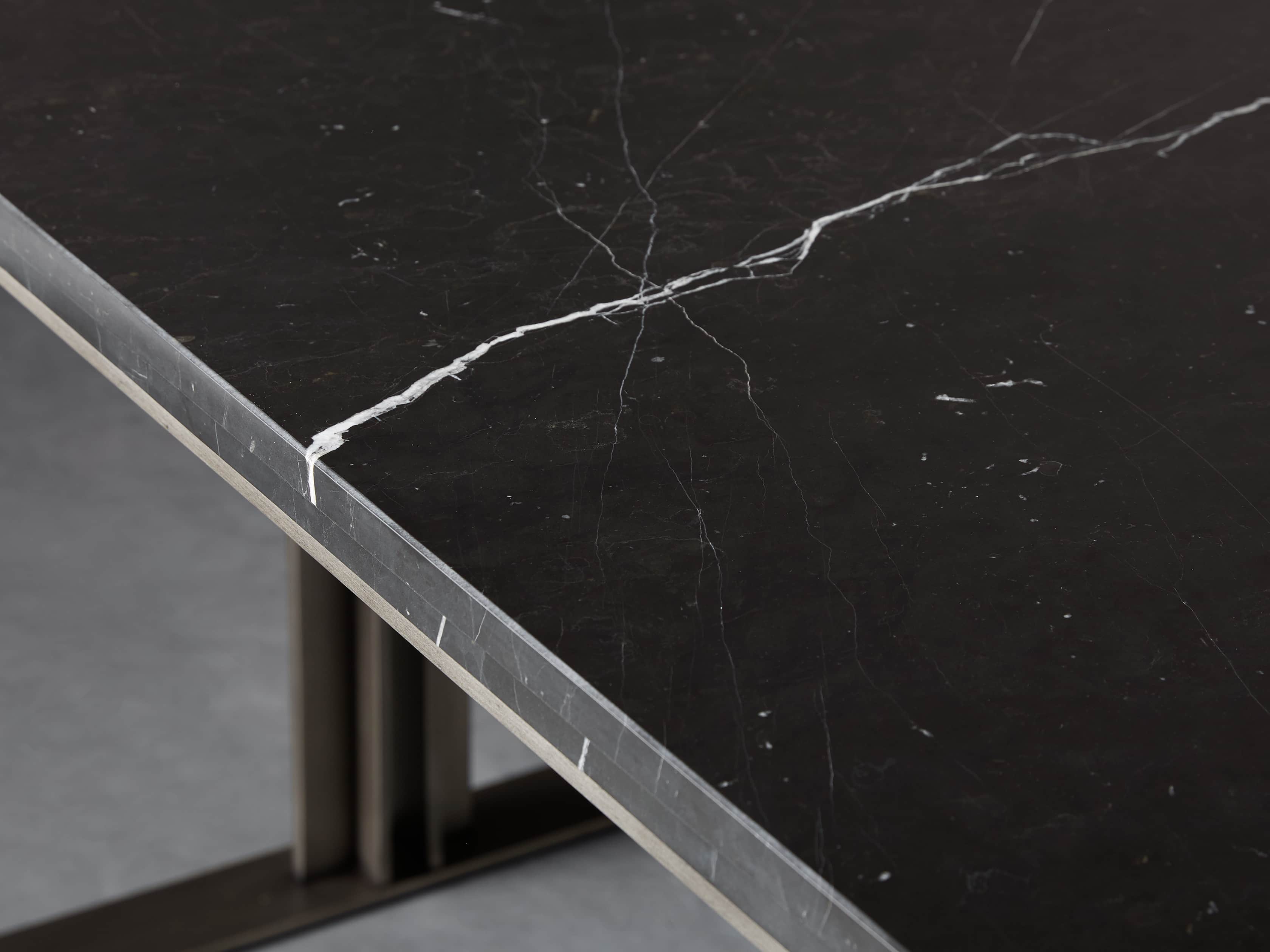Massa Kitchen Table in Black