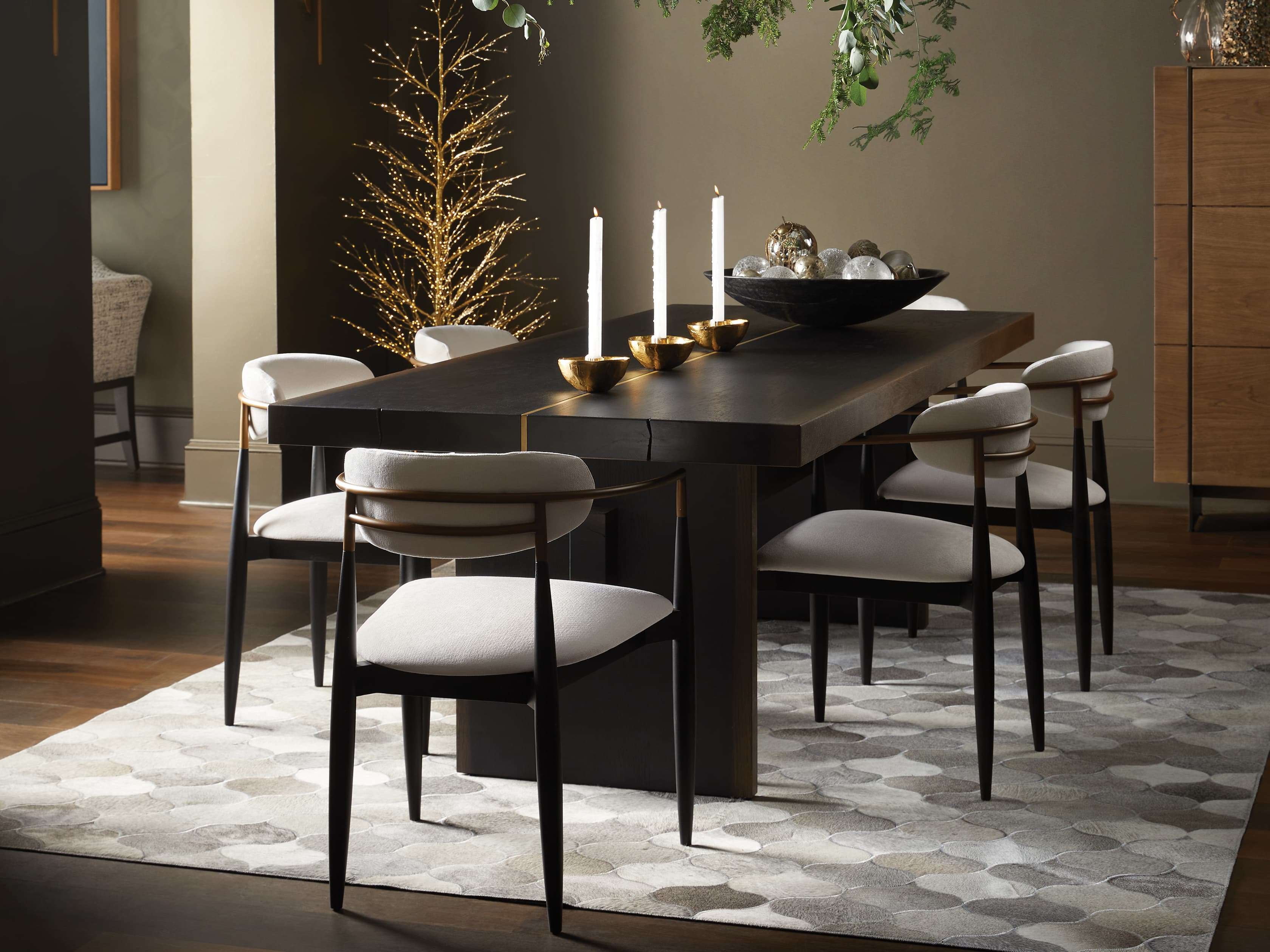 Mihaela Dining Table