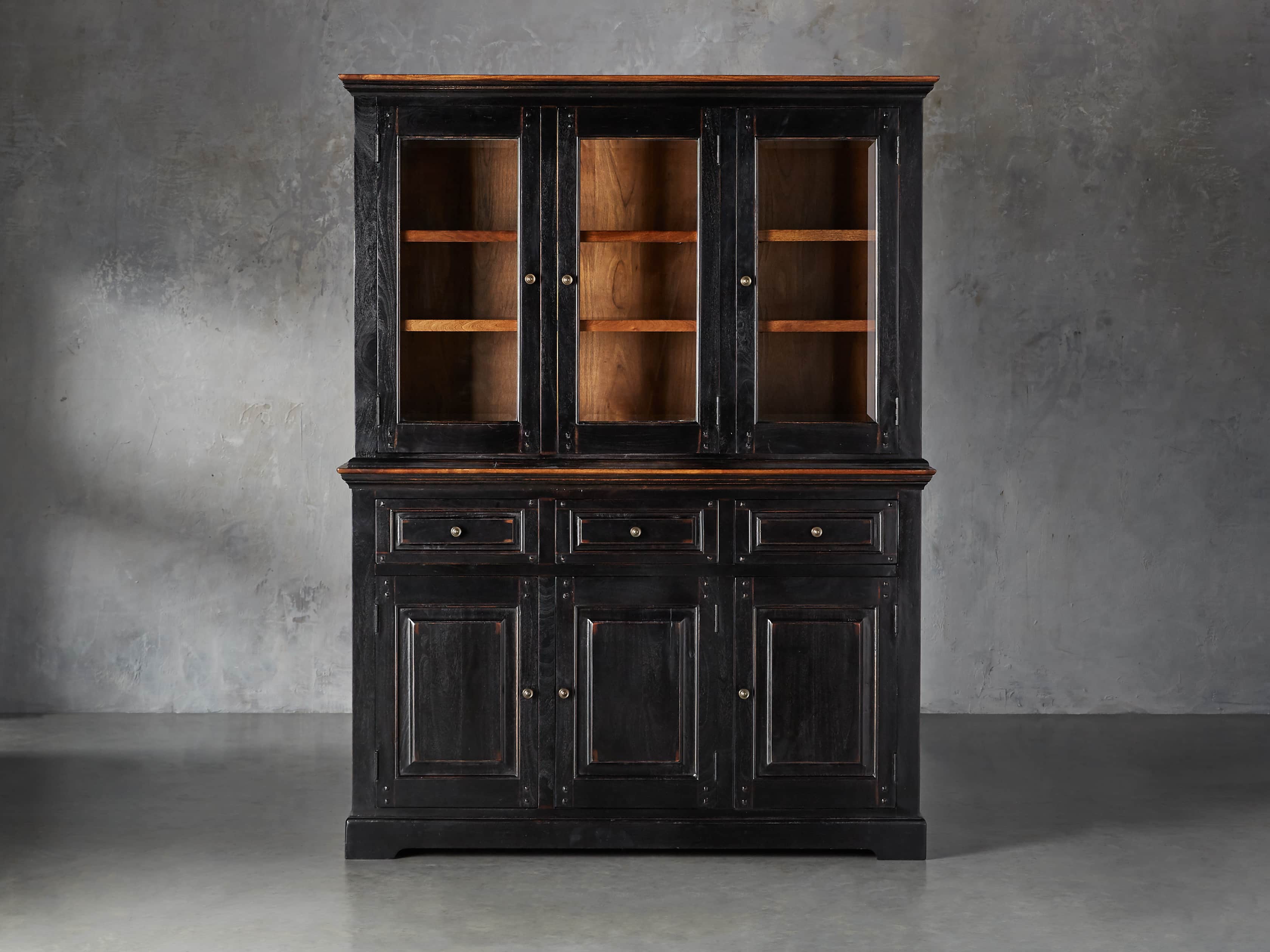 Toulon Buffet with Hutch in Toasted Auburn