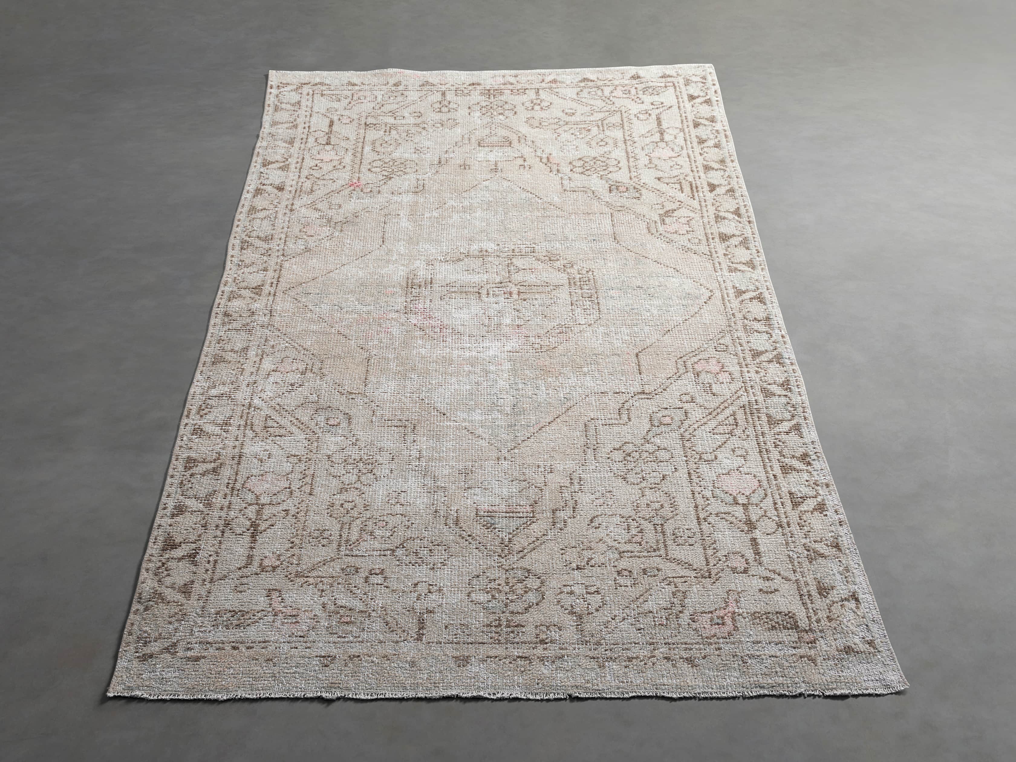 3'9 X 6'3 - Vintage Turkish Anatolian Rug, slide 3 of 4