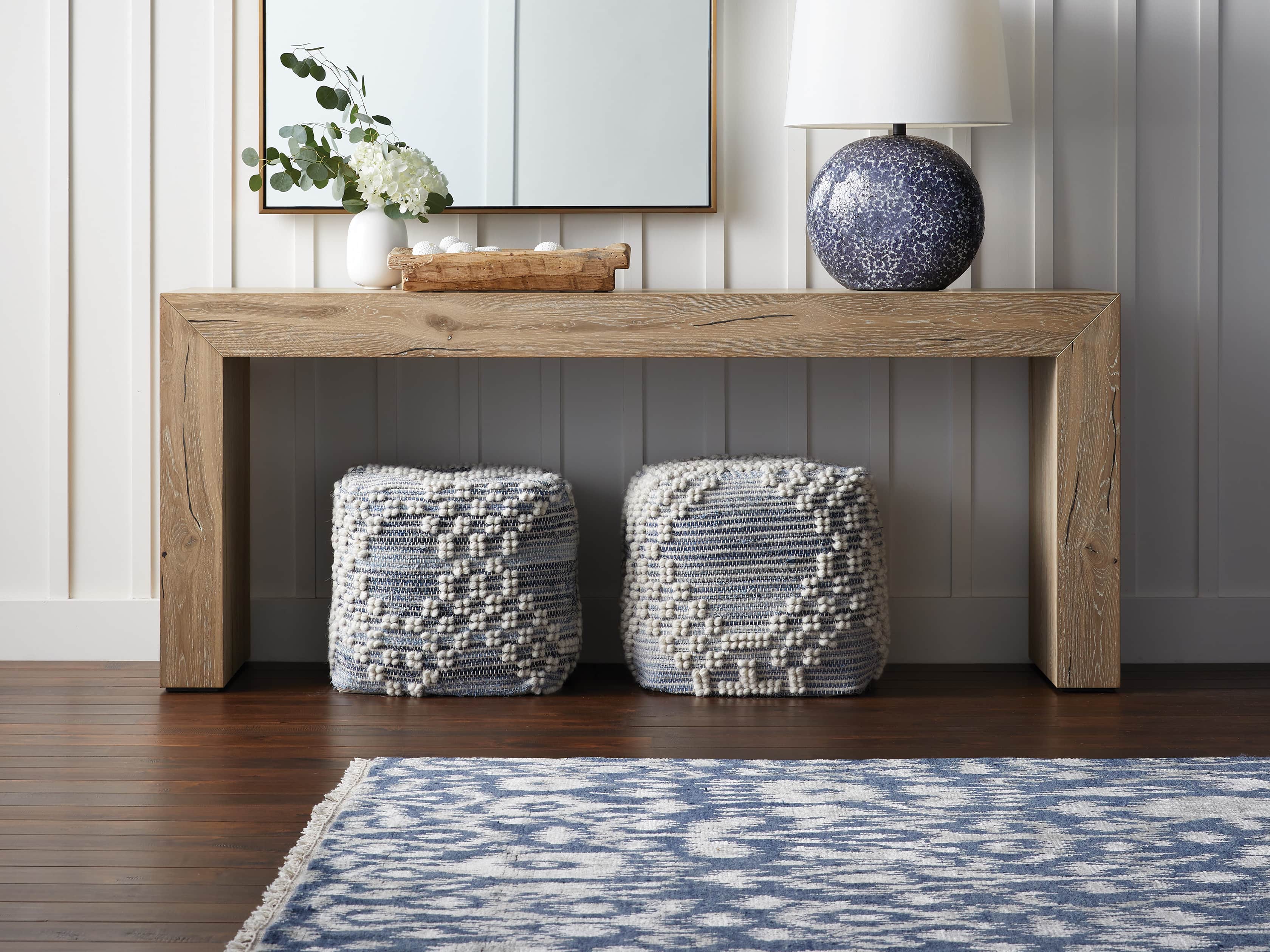 Amina 6' x 9' hand-knotted rug, slide 3 of 5