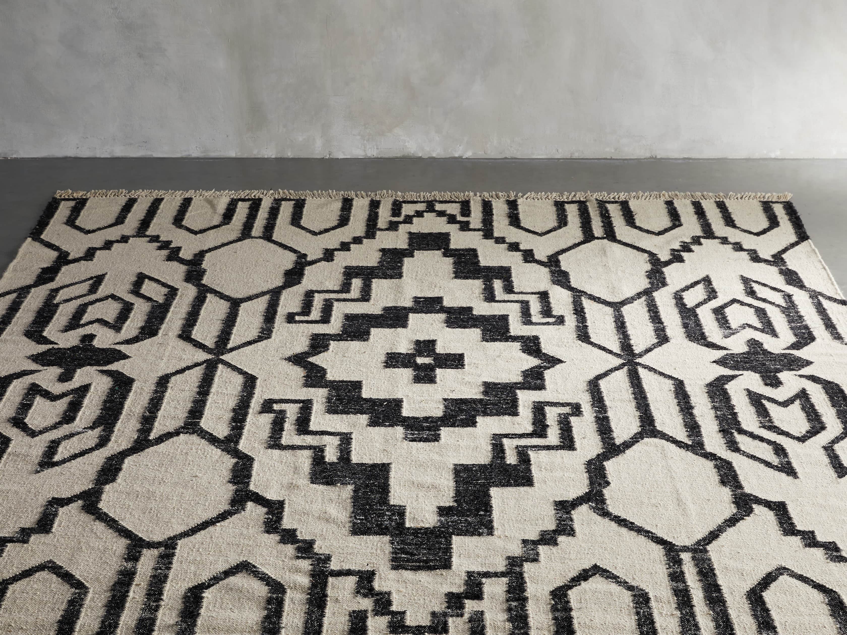 Chavez 6' x 9' Handwoven Kilim Rug, slide 2 of 5