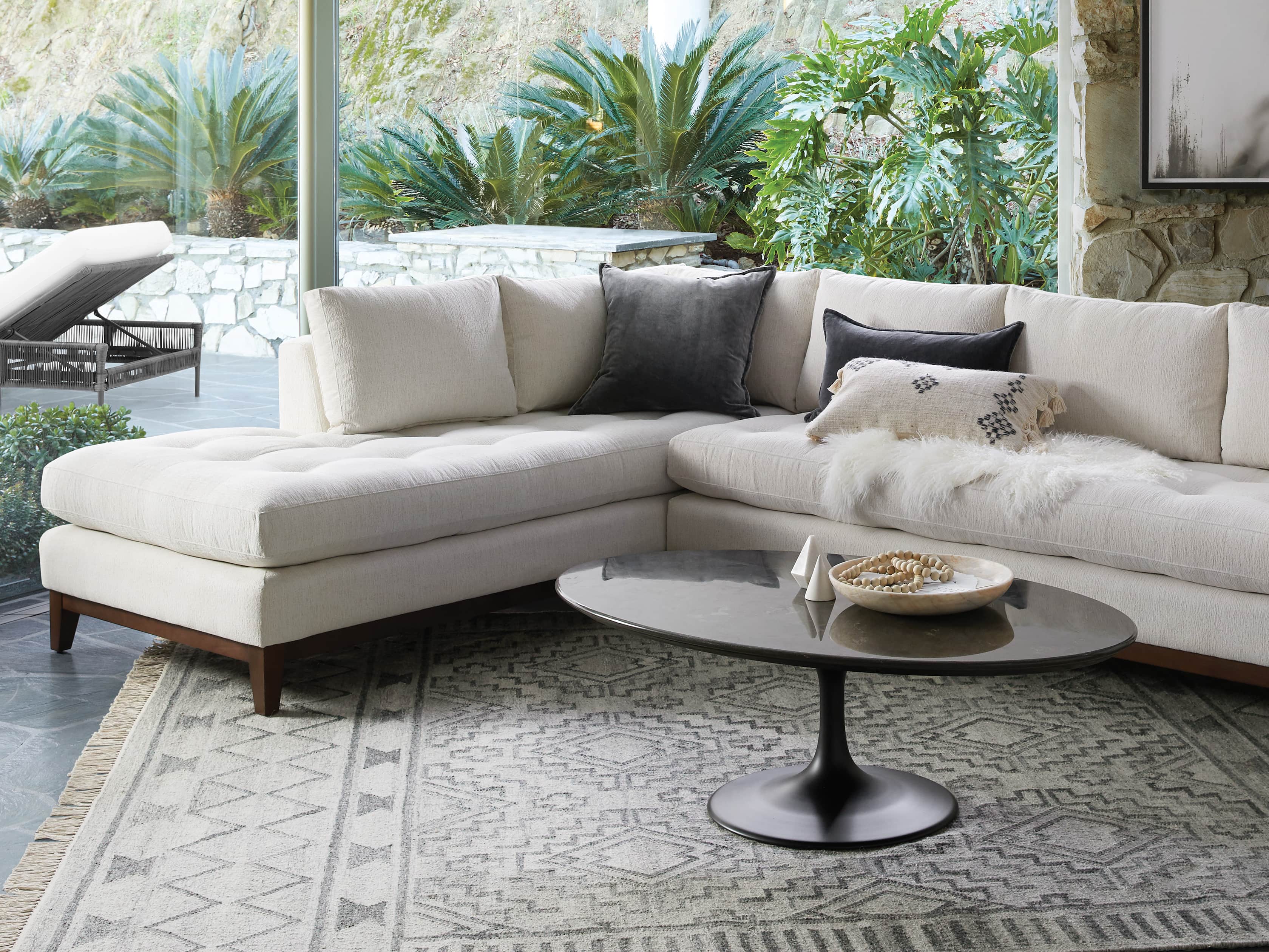 Jordi 6' x 9' Handwoven Kilim Rug, slide 5 of 6