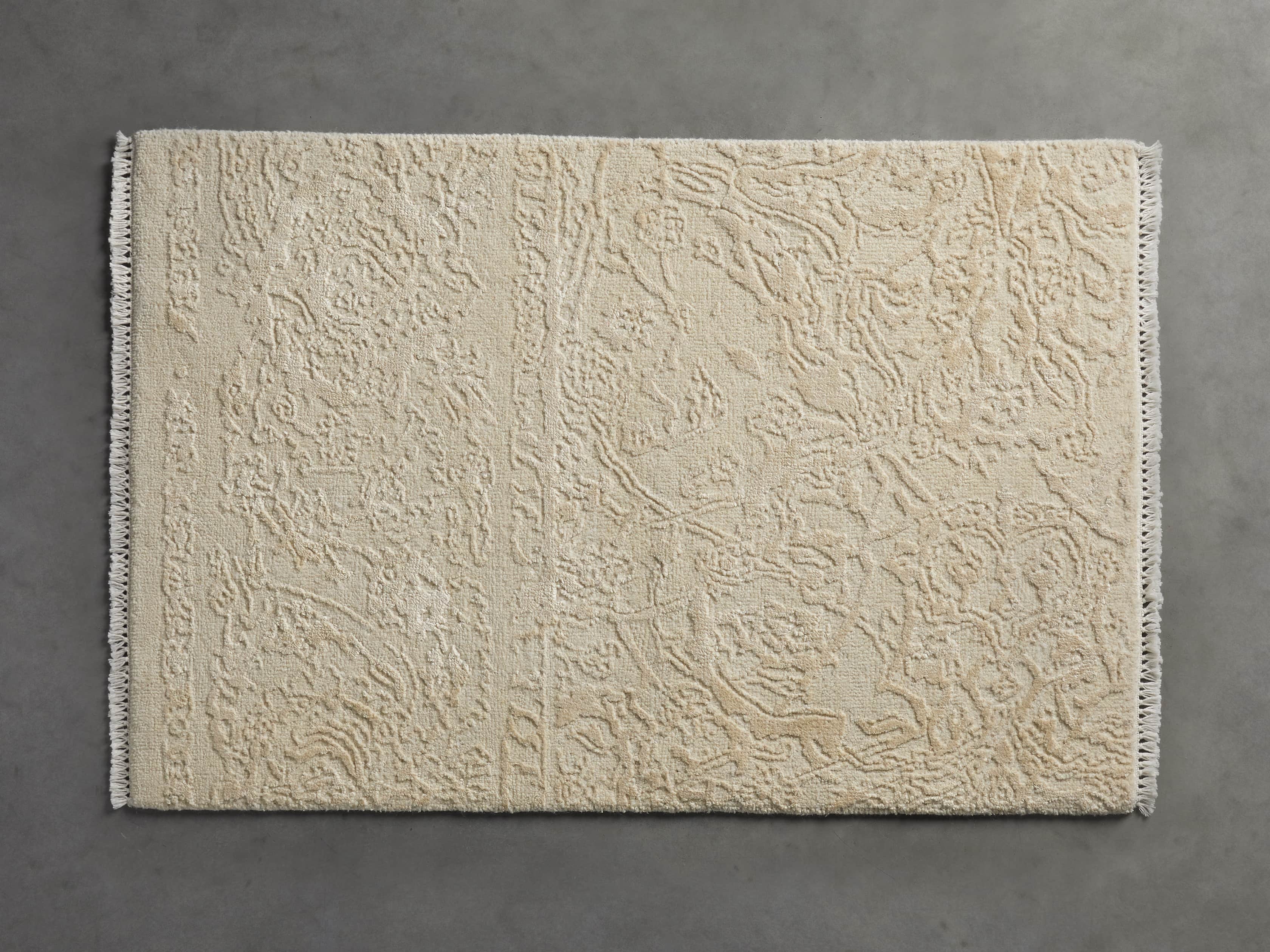 18"x18" Lina Ivory Rug Swatch, slide 1 of 1