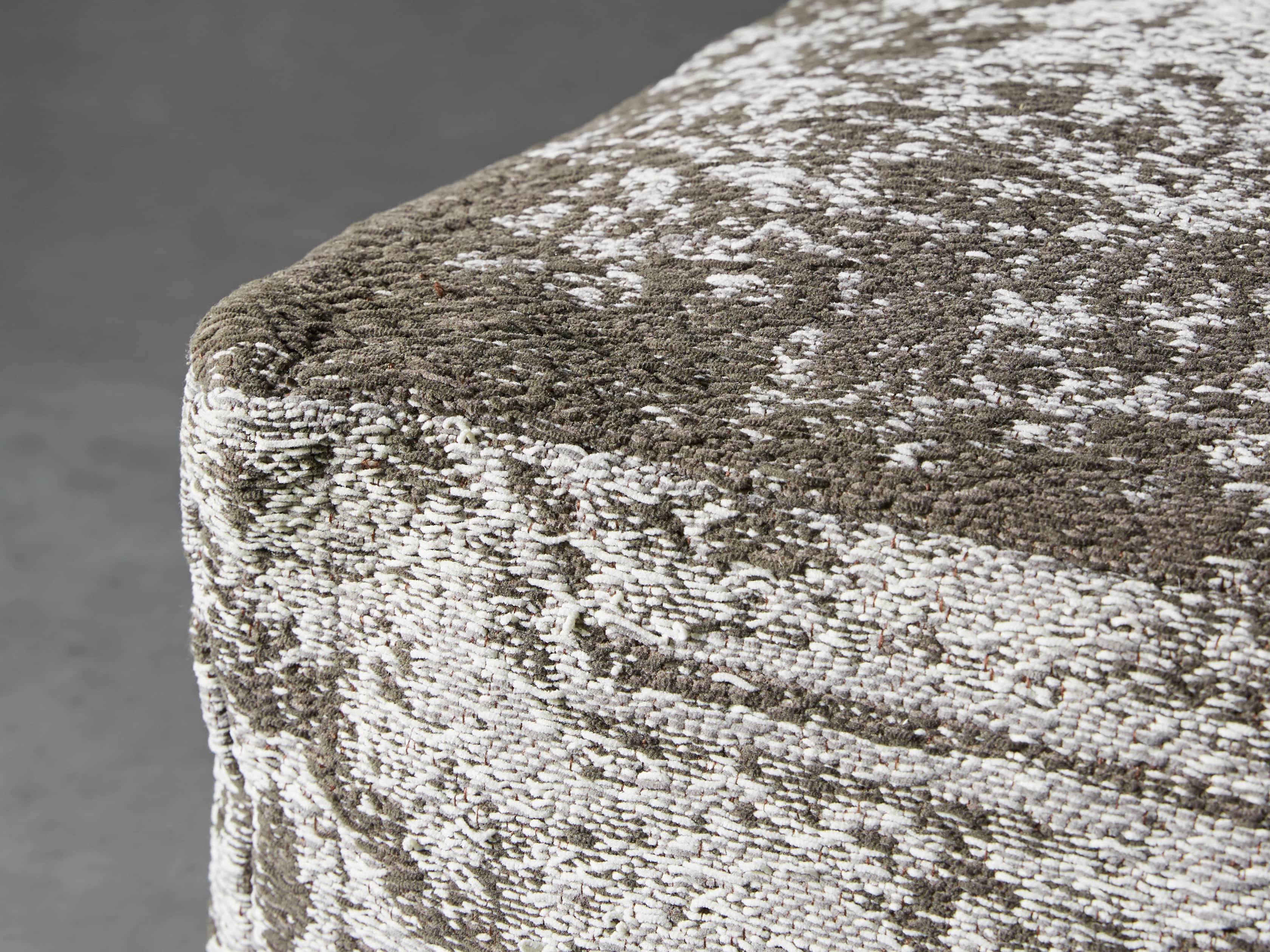 Ganbia Pouf, slide 2 of 4
