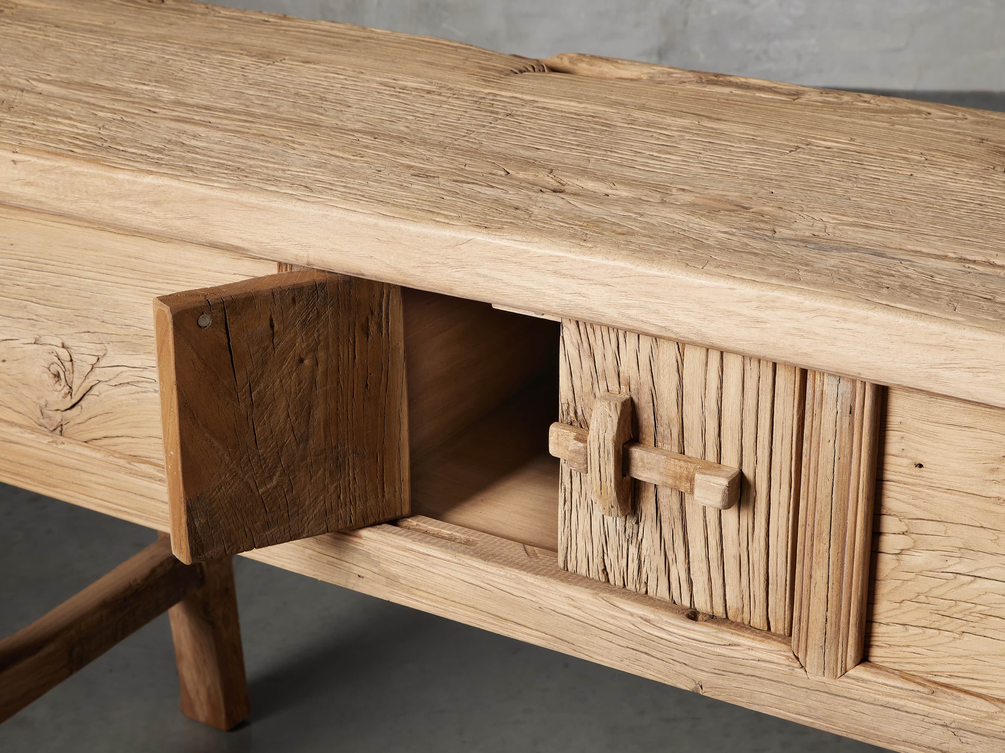 Dongbei Elm Table, slide 5 of 8