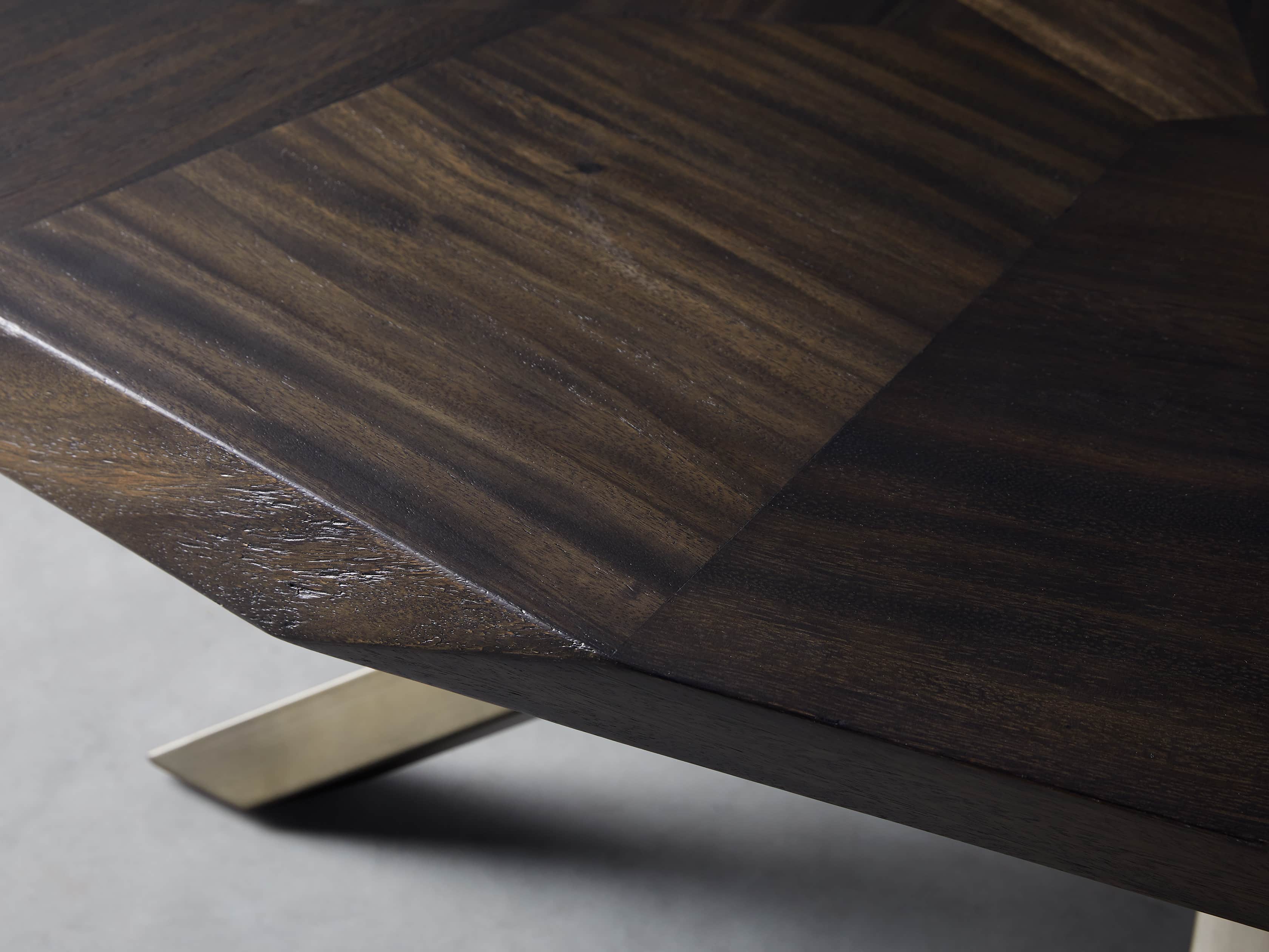 Carrinna 56" Coffee Table in Oscuro