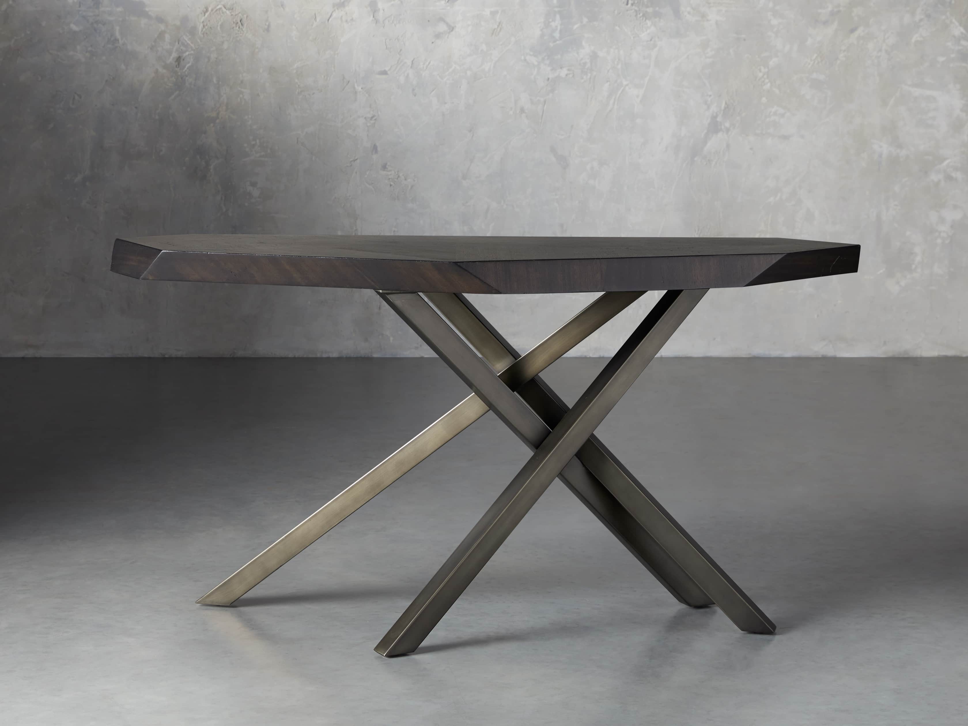 Carrinna 62" Console Table in Oscuro