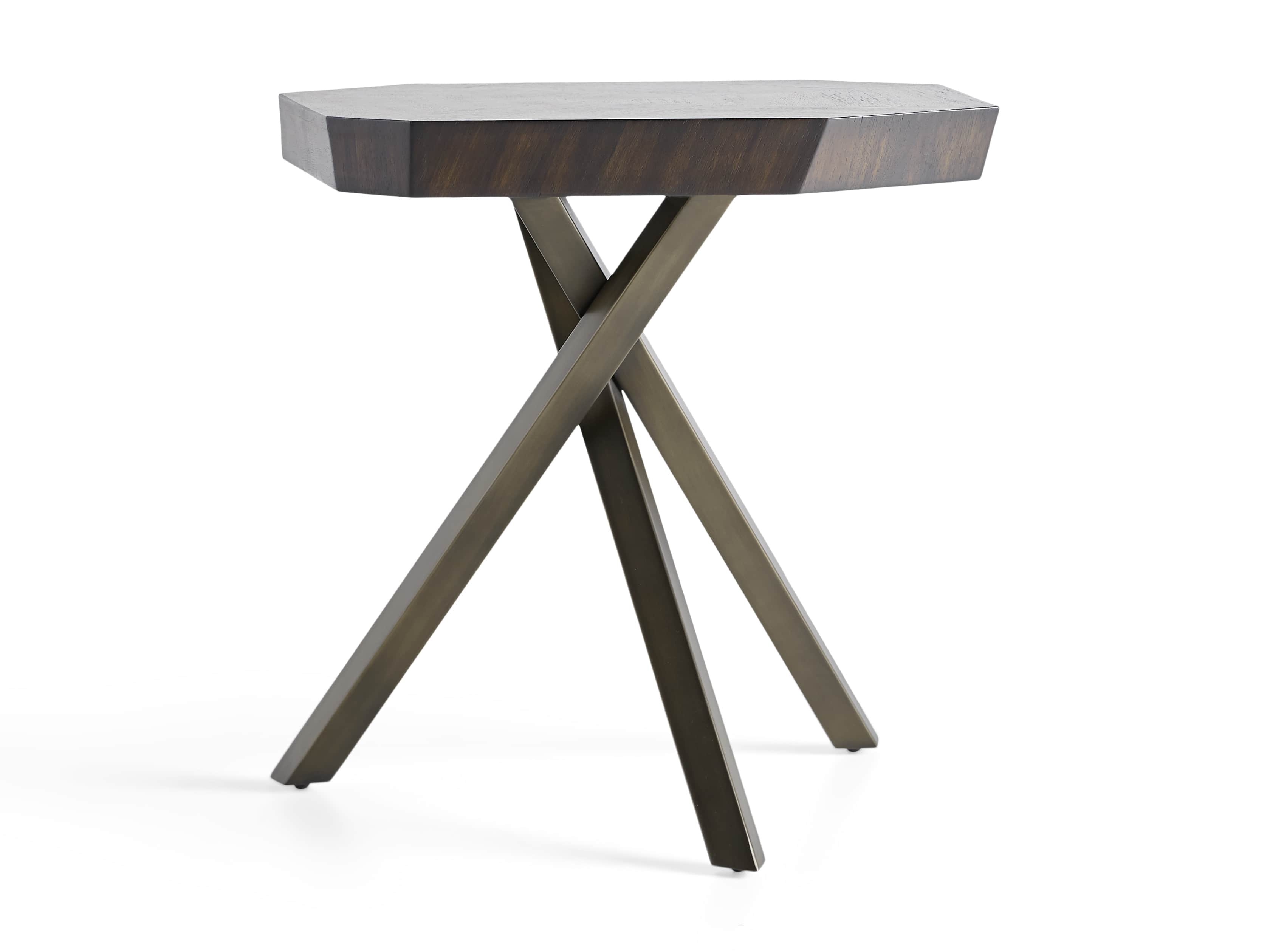Carrinna 24" End Table in Oscuro