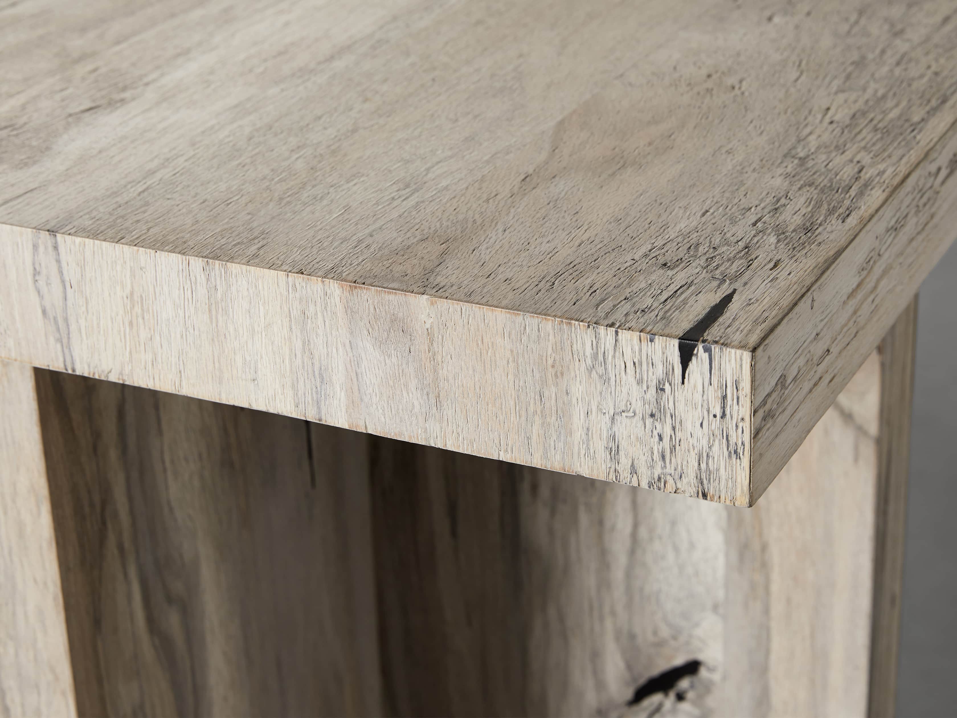 LEANDRO 60 CONSOLE, slide 3 of 6