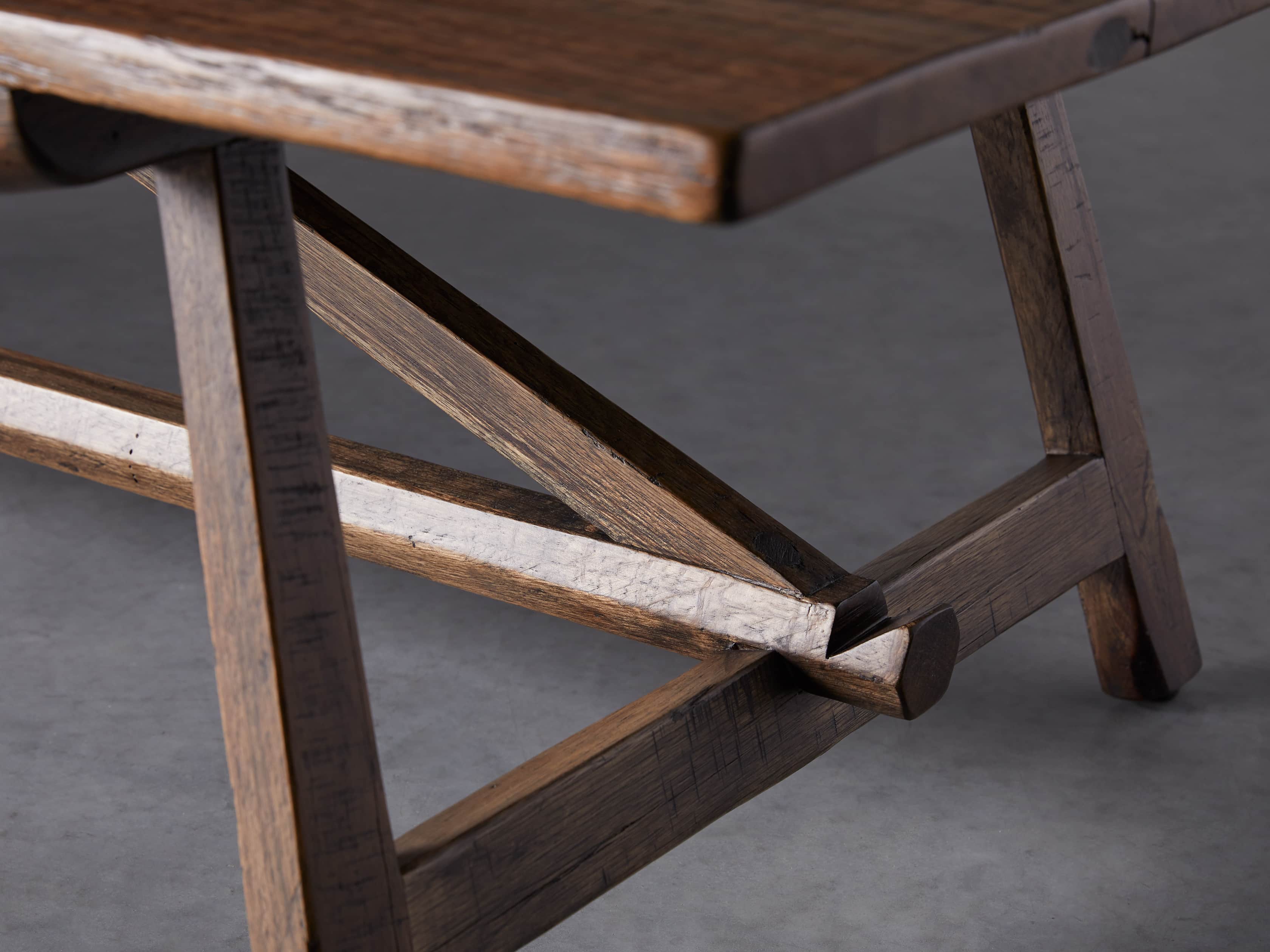 Santino 70" Coffee Table in Santino Brown