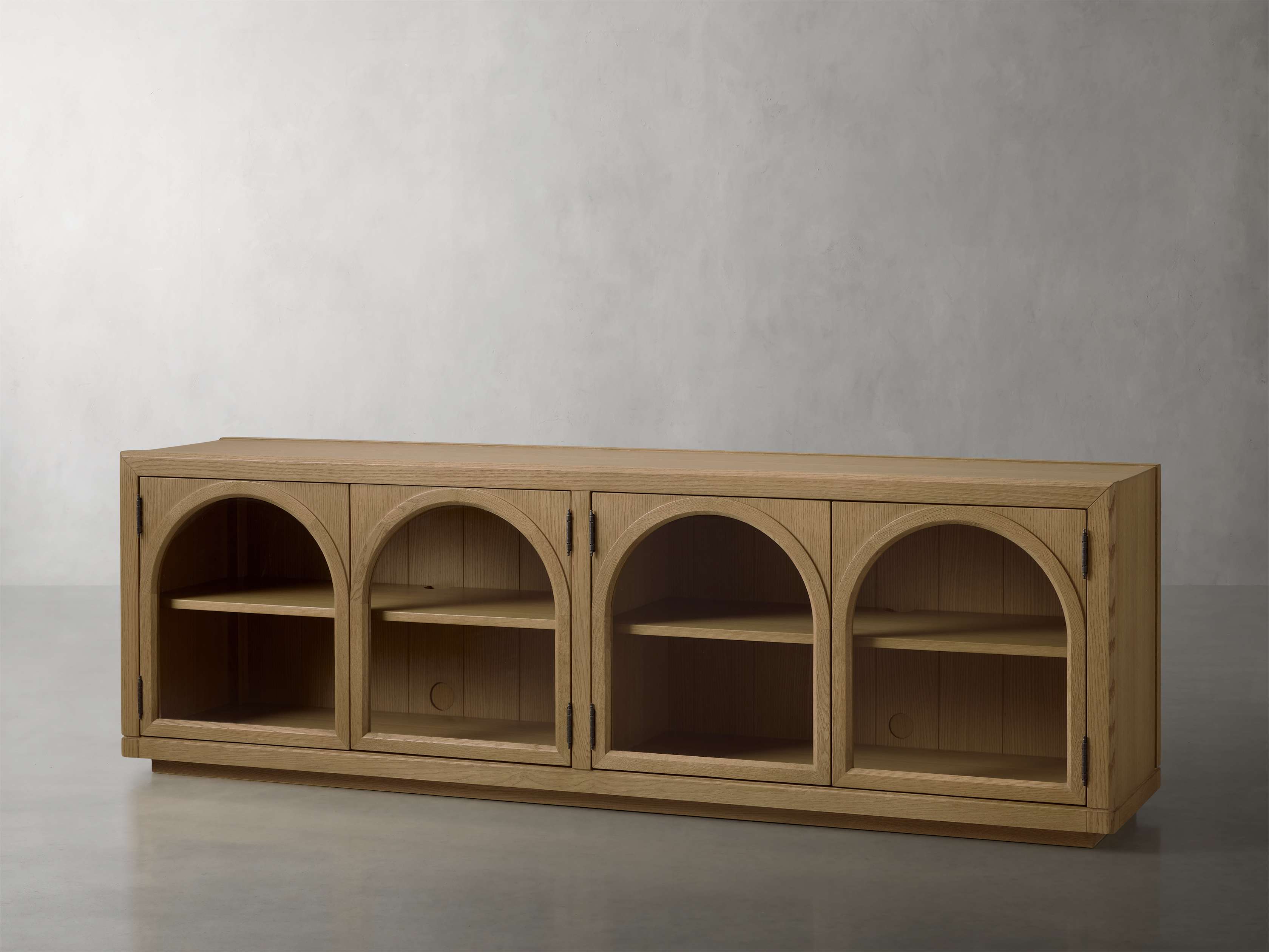 Hattie Media Console – Arhaus