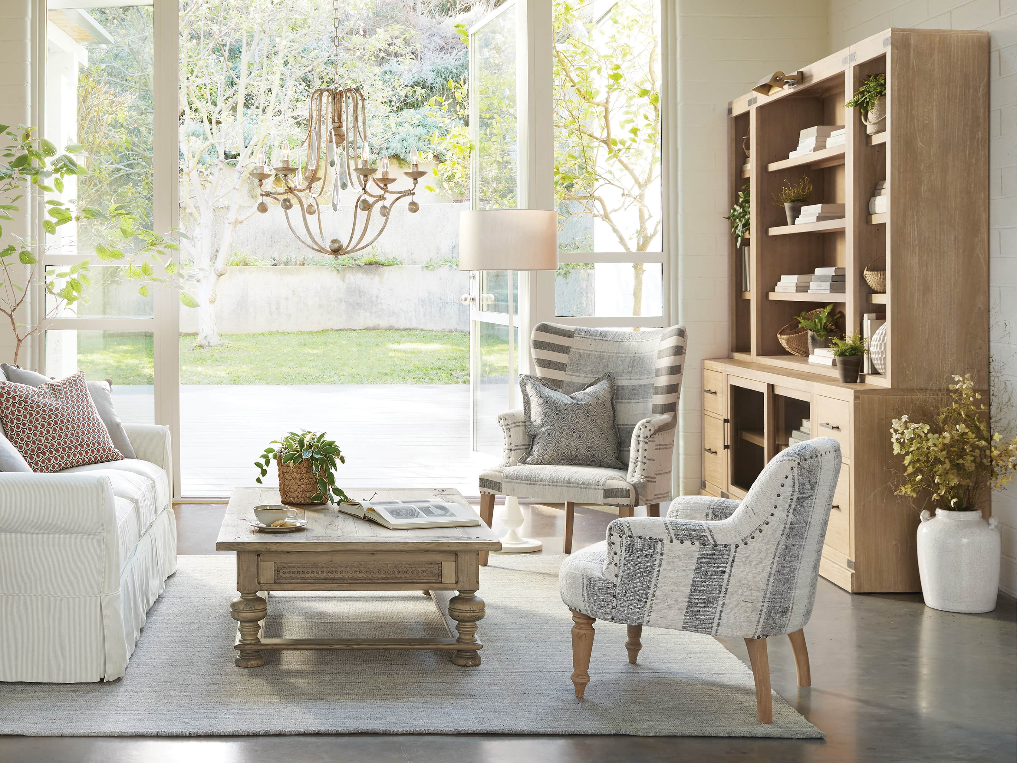 Tremont Modular Wall Unit With Base Arhaus