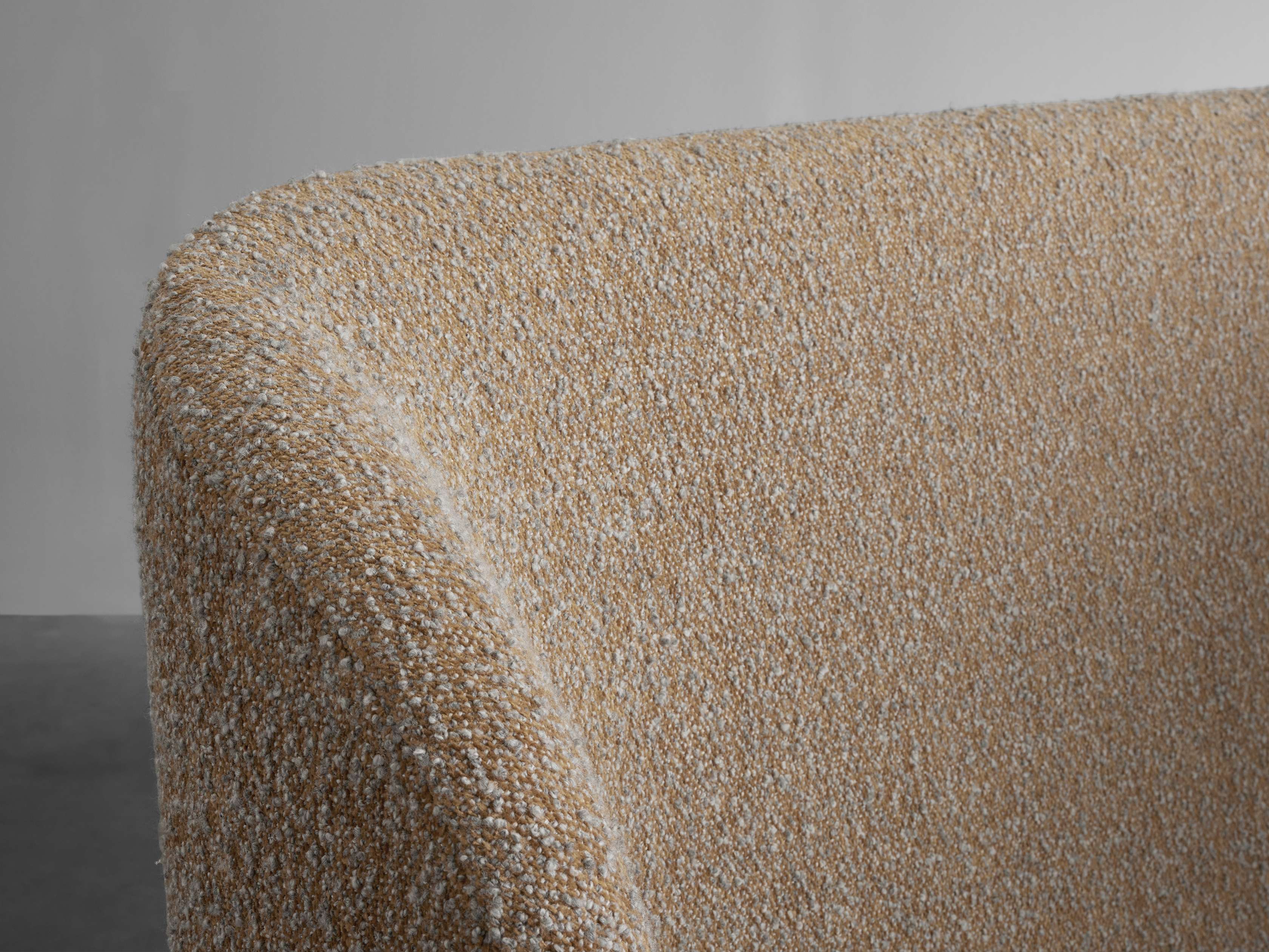Adalynn Bed in Viverone Clay