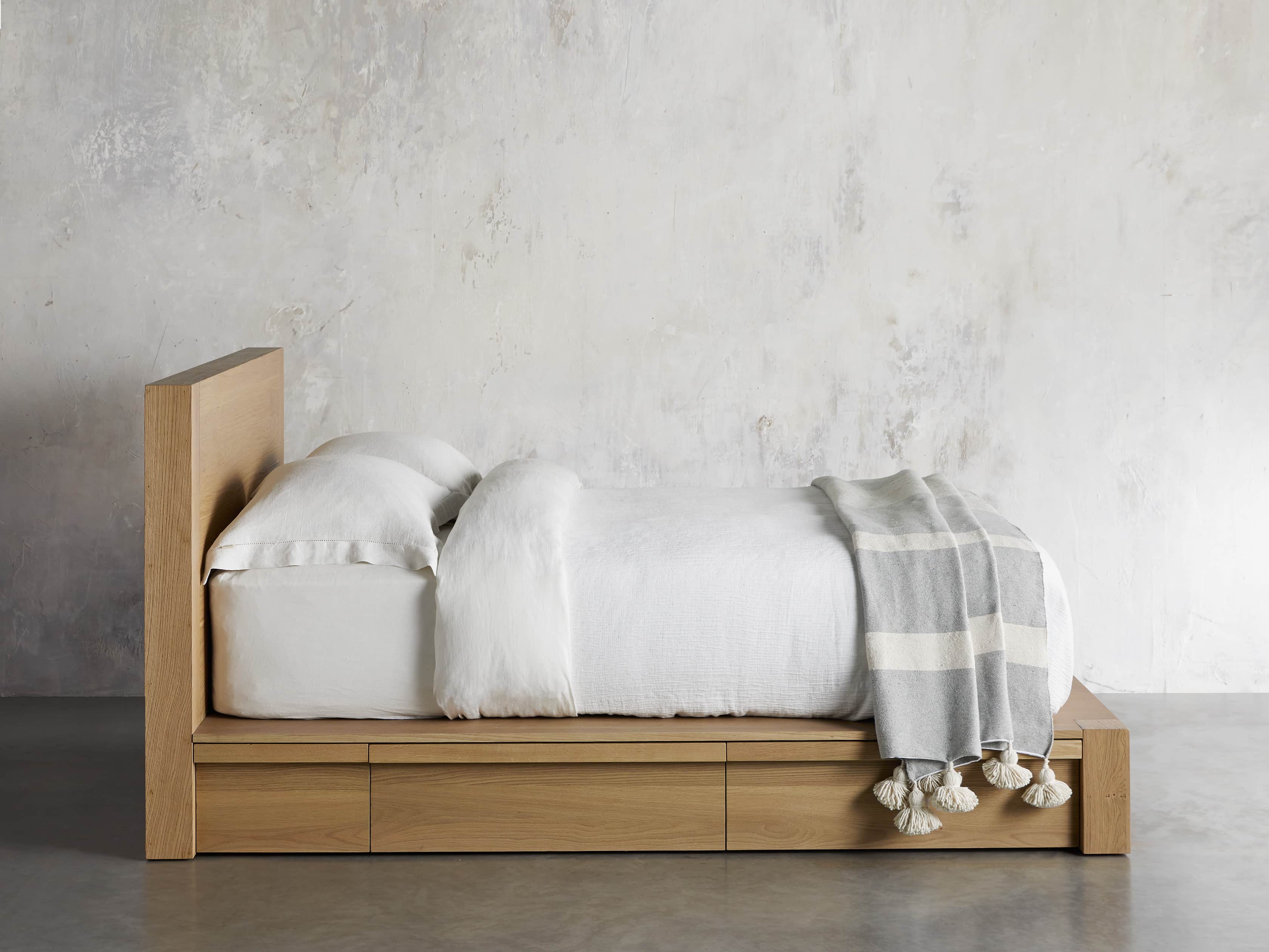 Bodhi 40" Queen Storage Bed in Natural