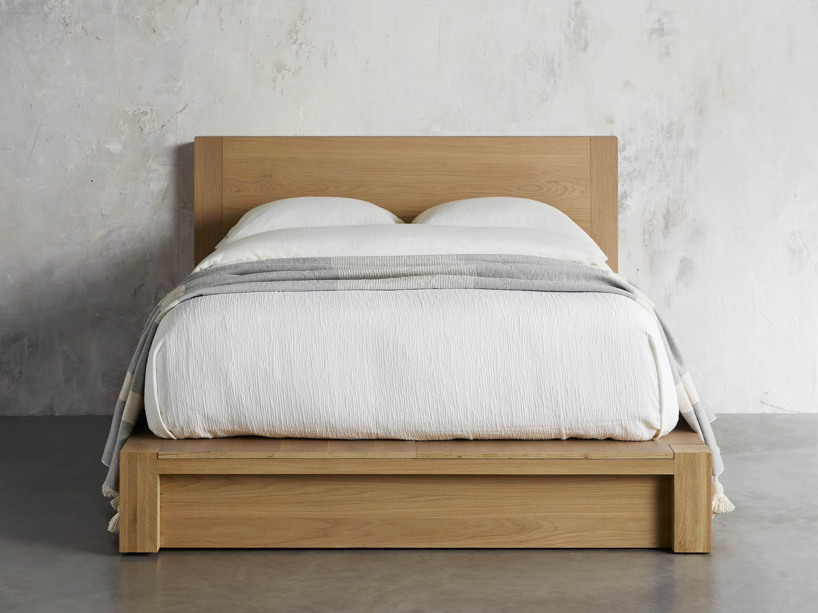 Bodhi 40" Queen Storage Bed in Natural