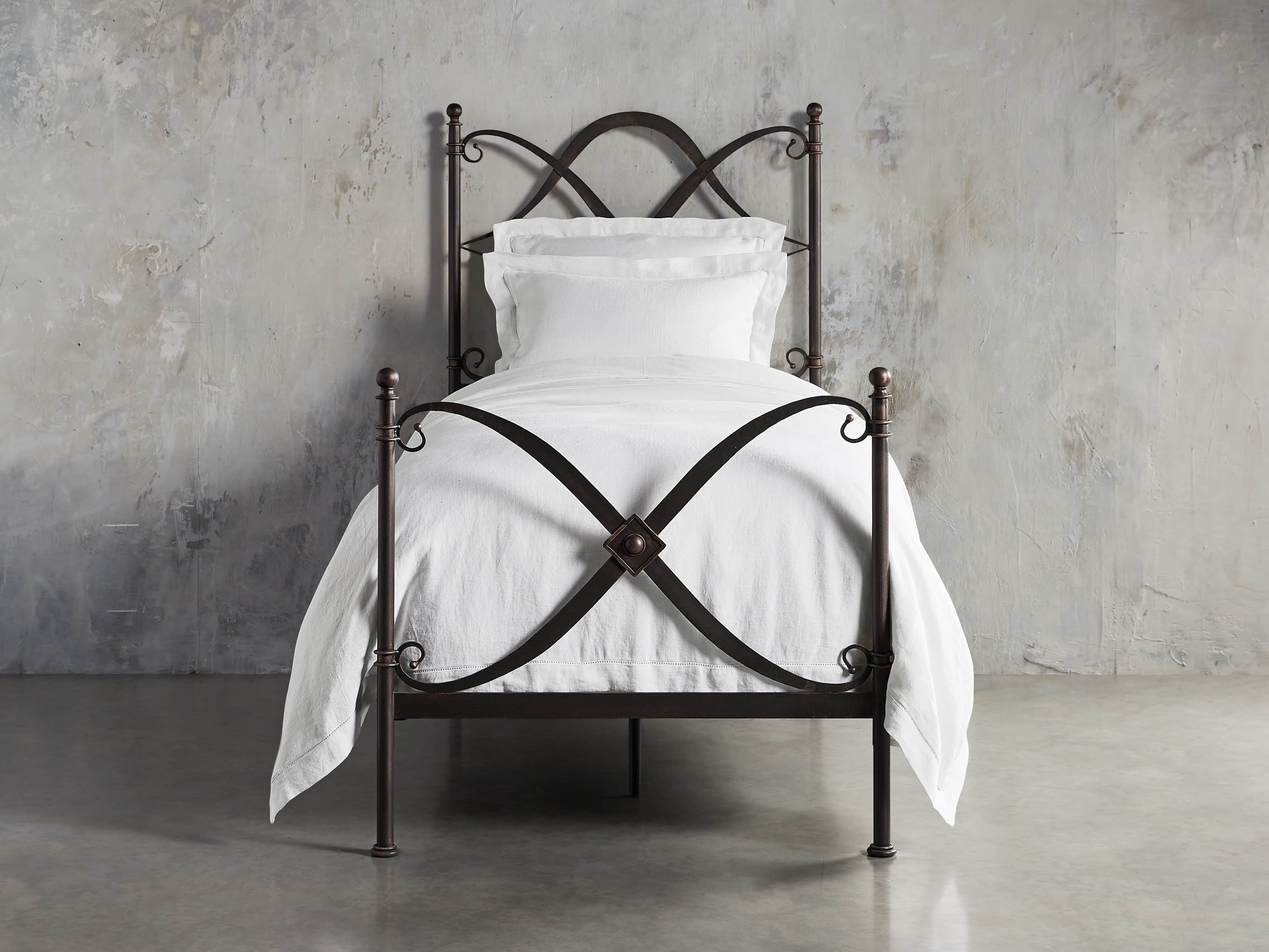 St Lucia 63" Twin Iron Bed In Rust