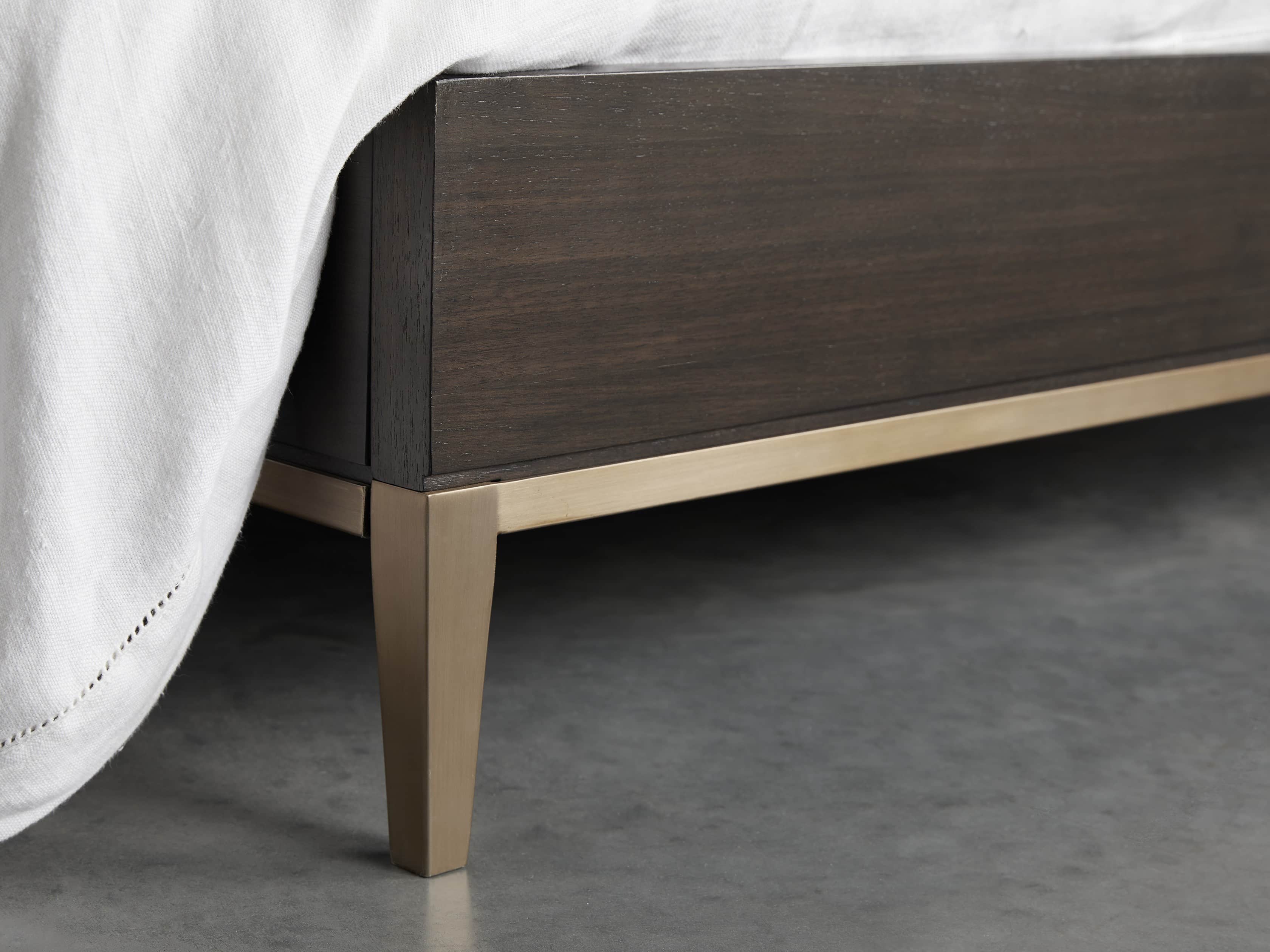 Malone 54" King Bed