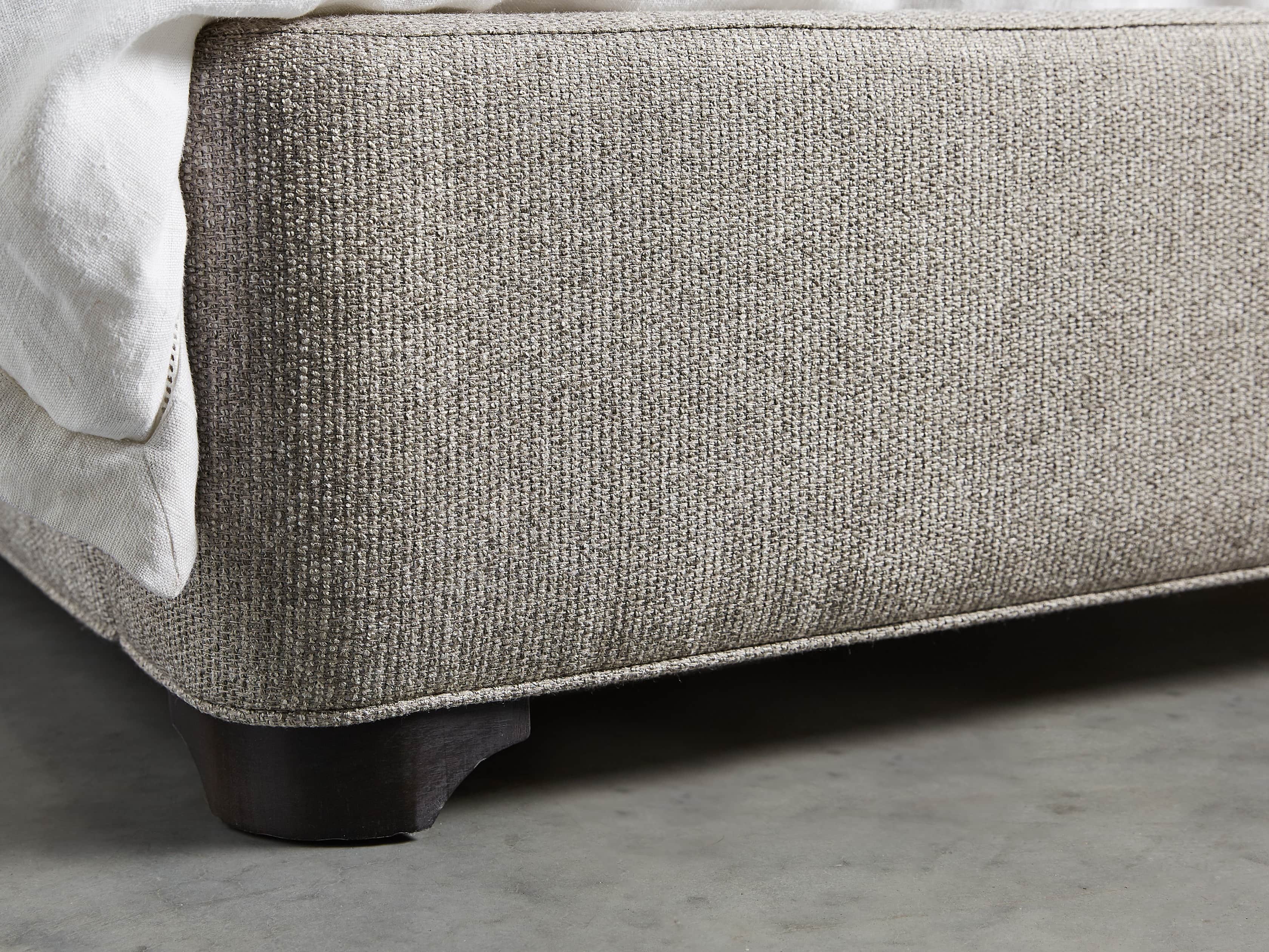 Mariah Upholstered 64" Tufted King Bed