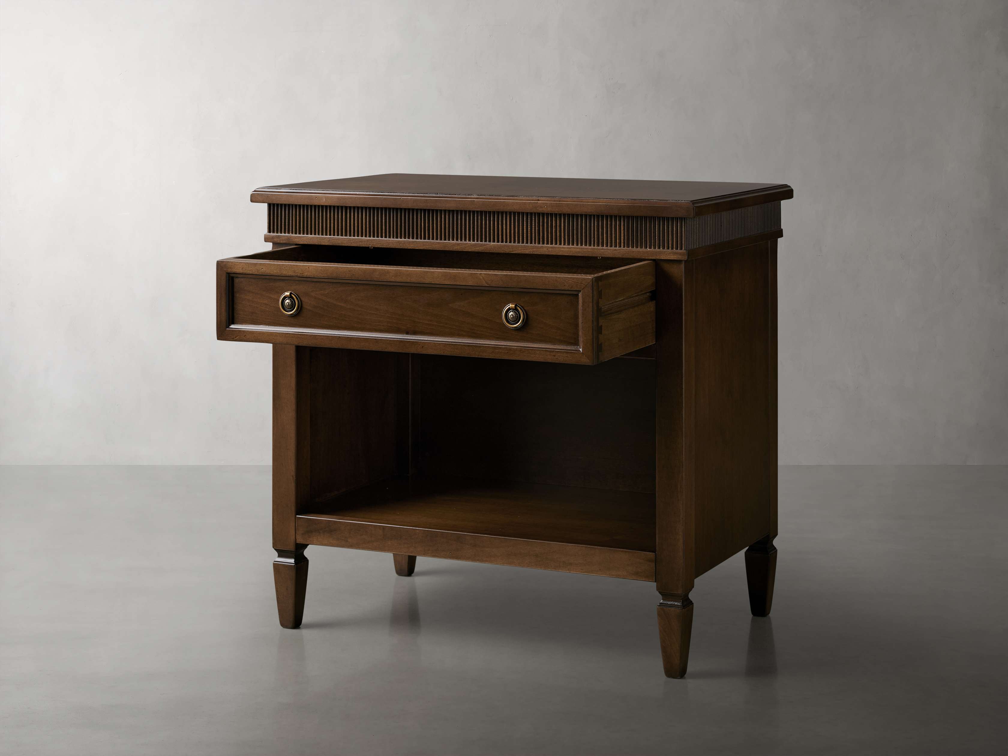 Ottavia Nightstand