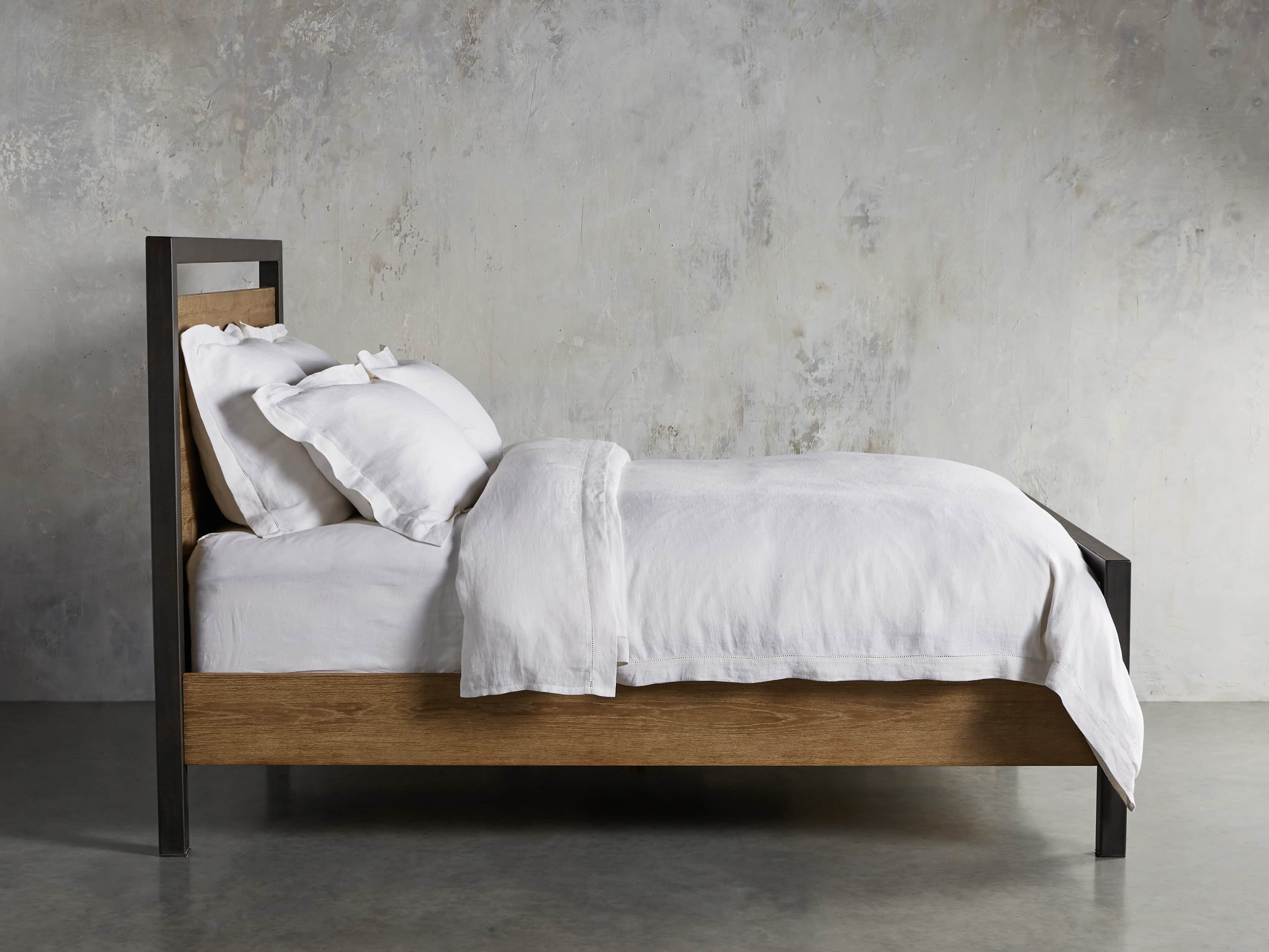 Palmer Queen Bed in Natural Oak, slide 2 of 6