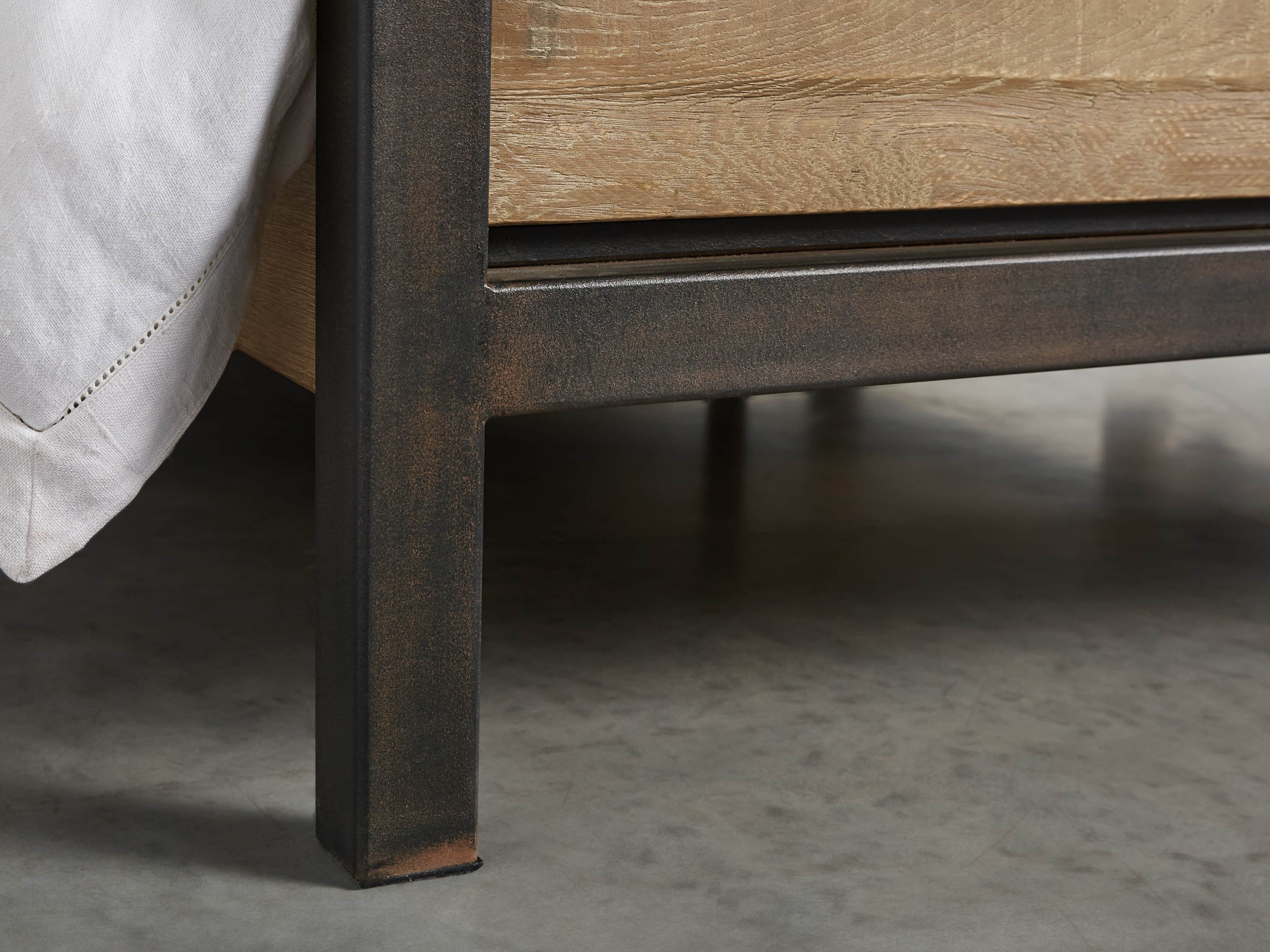 Palmer Queen Bed in Natural Oak, slide 5 of 6