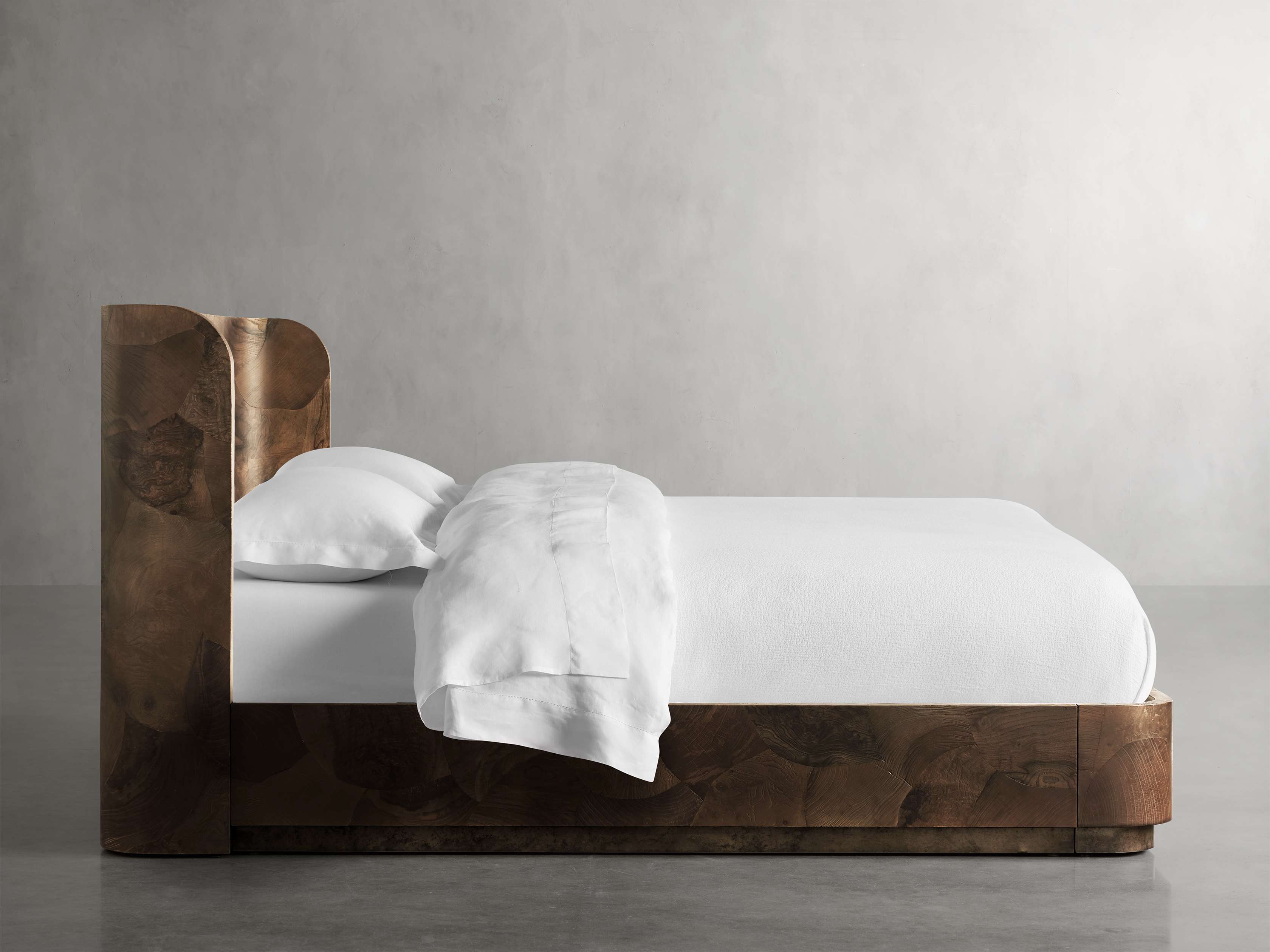 Polanco Bed in Wood King in Brown Arhaus