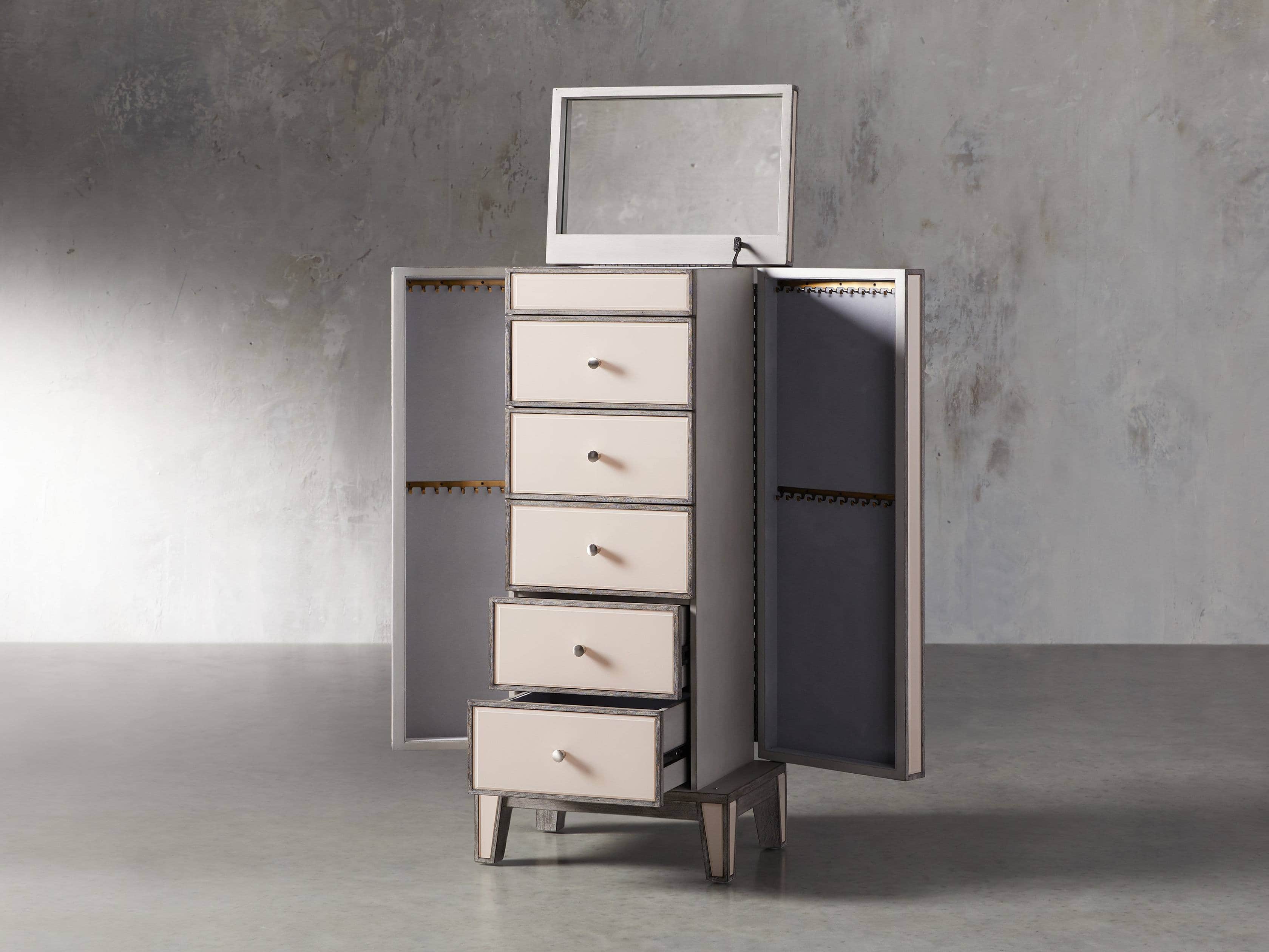 Reese 20" Jewelry Chest in Galleria Blush, slide 3 of 10