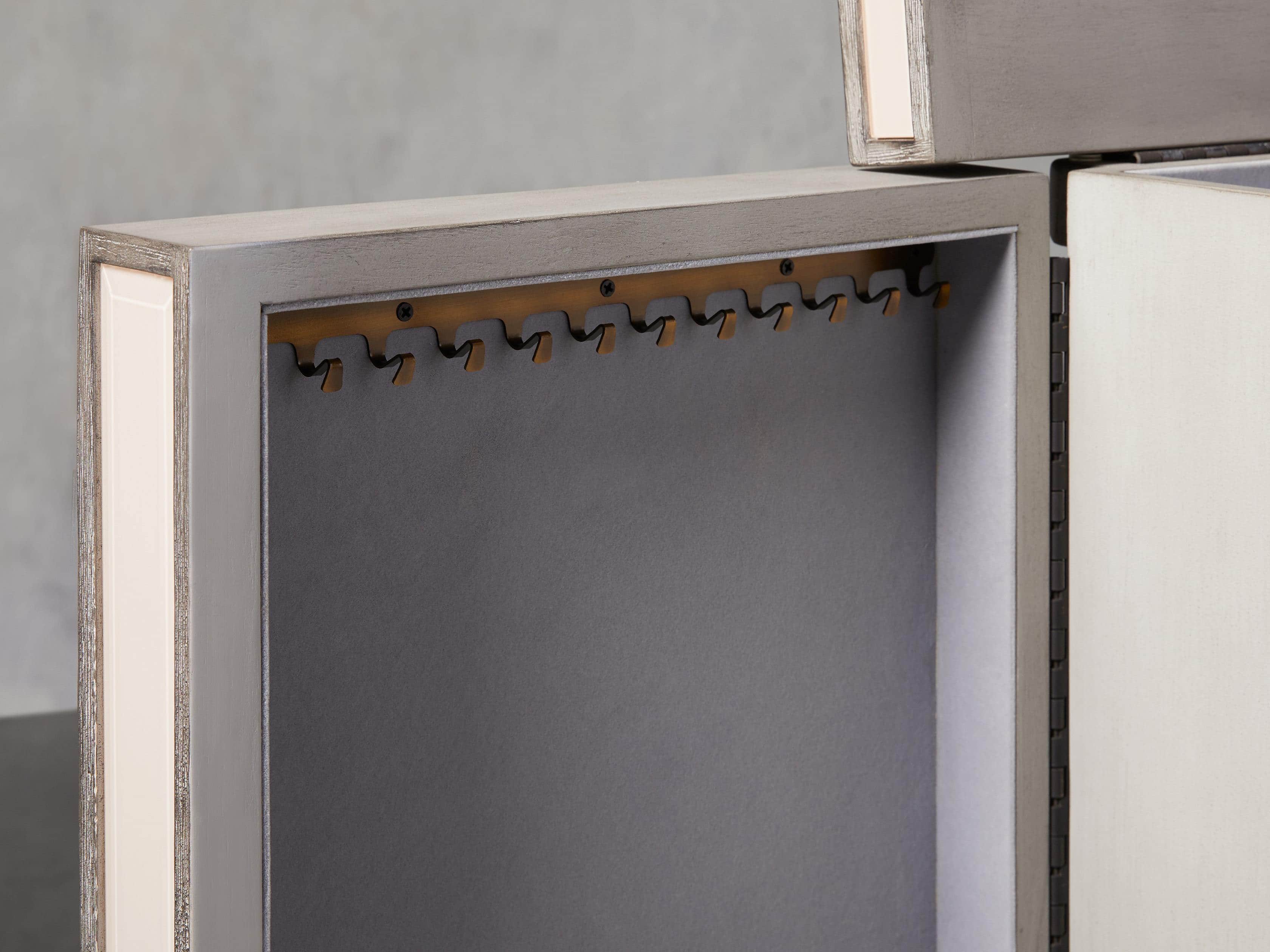 Reese 20" Jewelry Chest in Galleria Blush, slide 6 of 10
