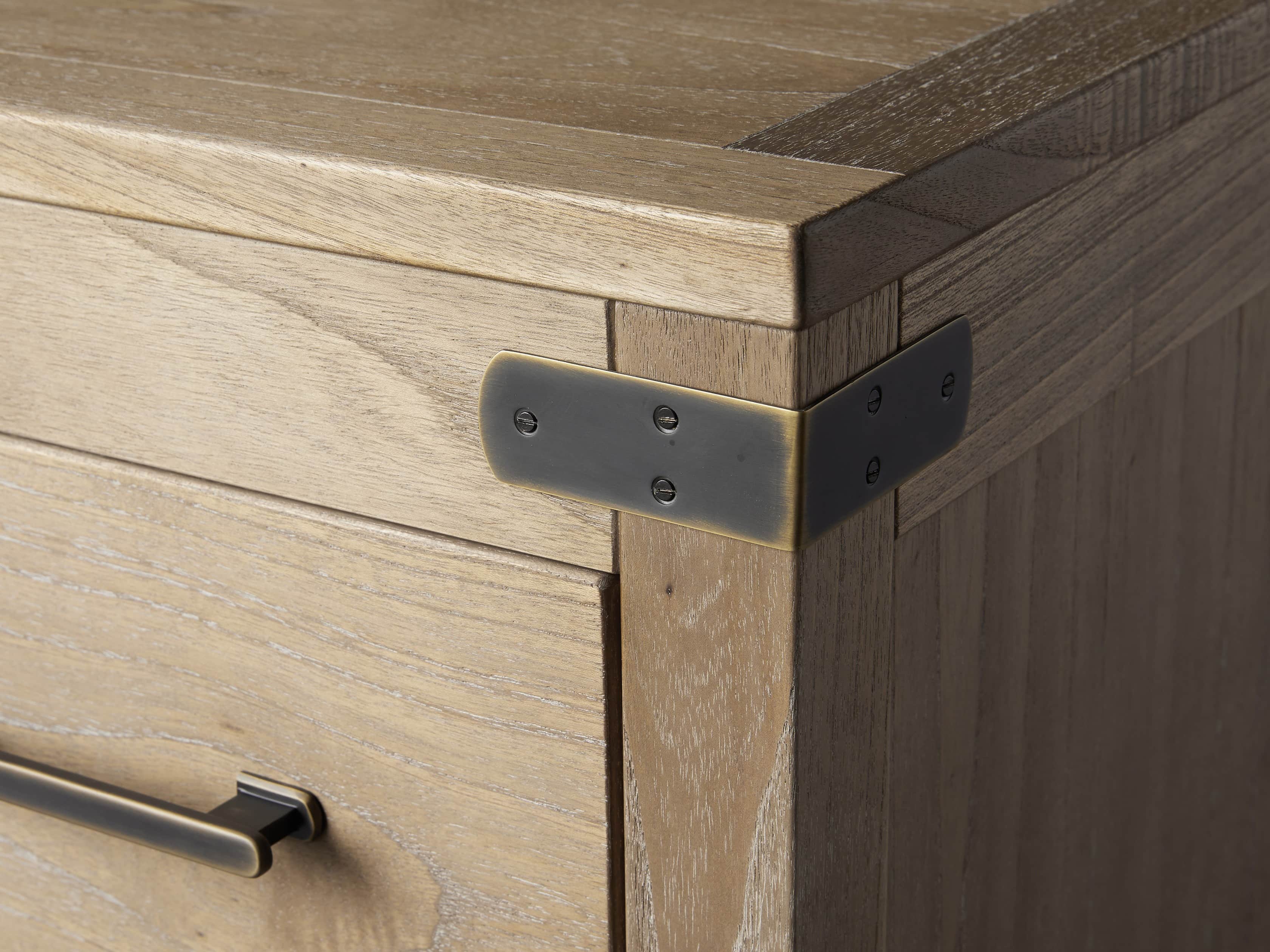 Tremont 3 Drawer Chest in Dry Branch Natural