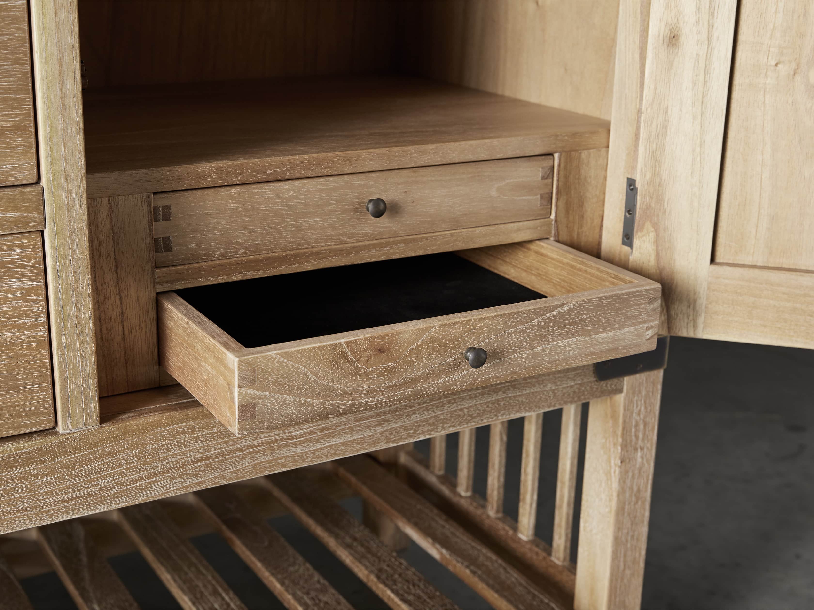 Tremont Wardrobe In Dry Branch Natural