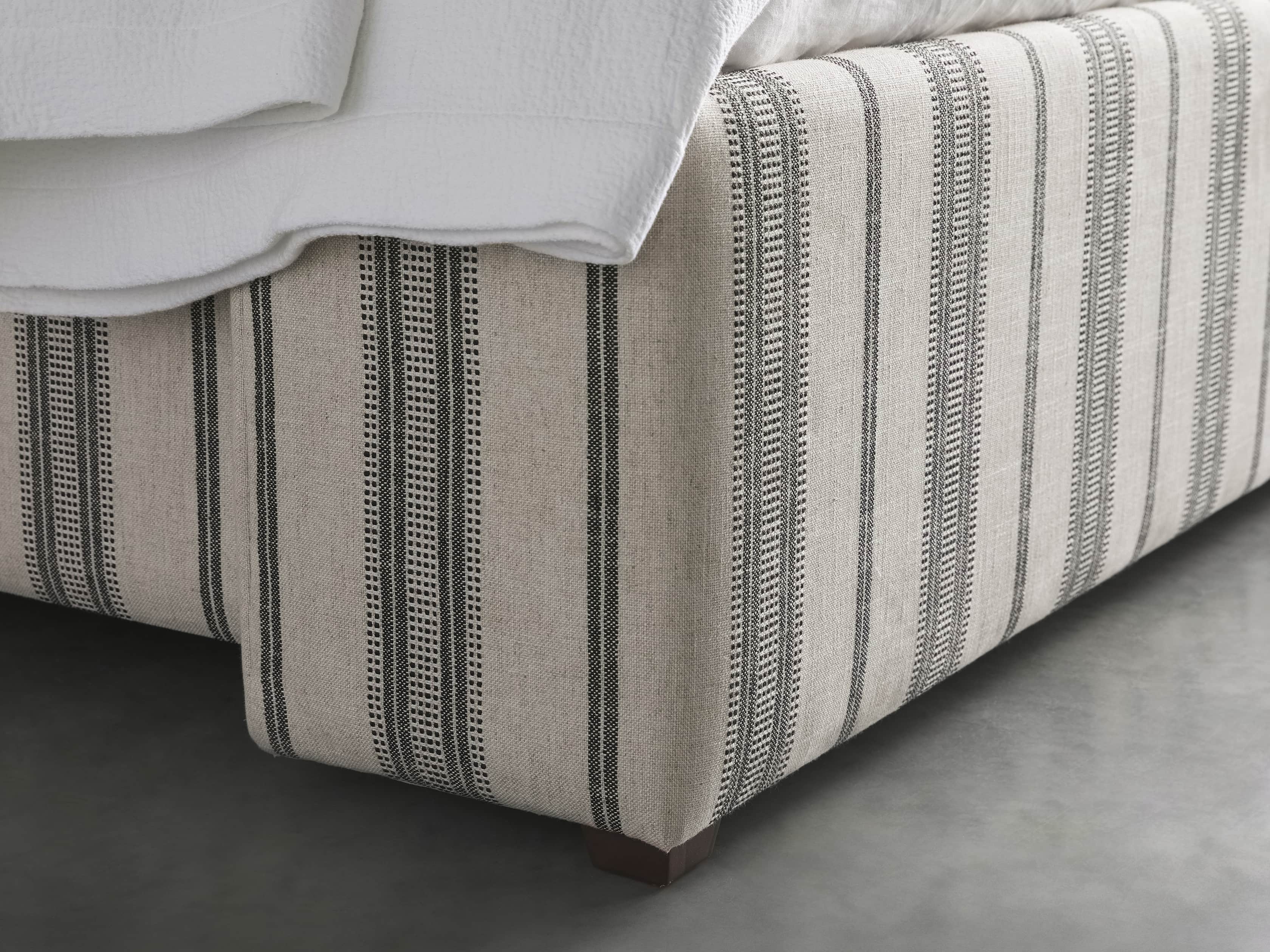 Wyller Queen Bed in Sofie Chia, slide 6 of 8