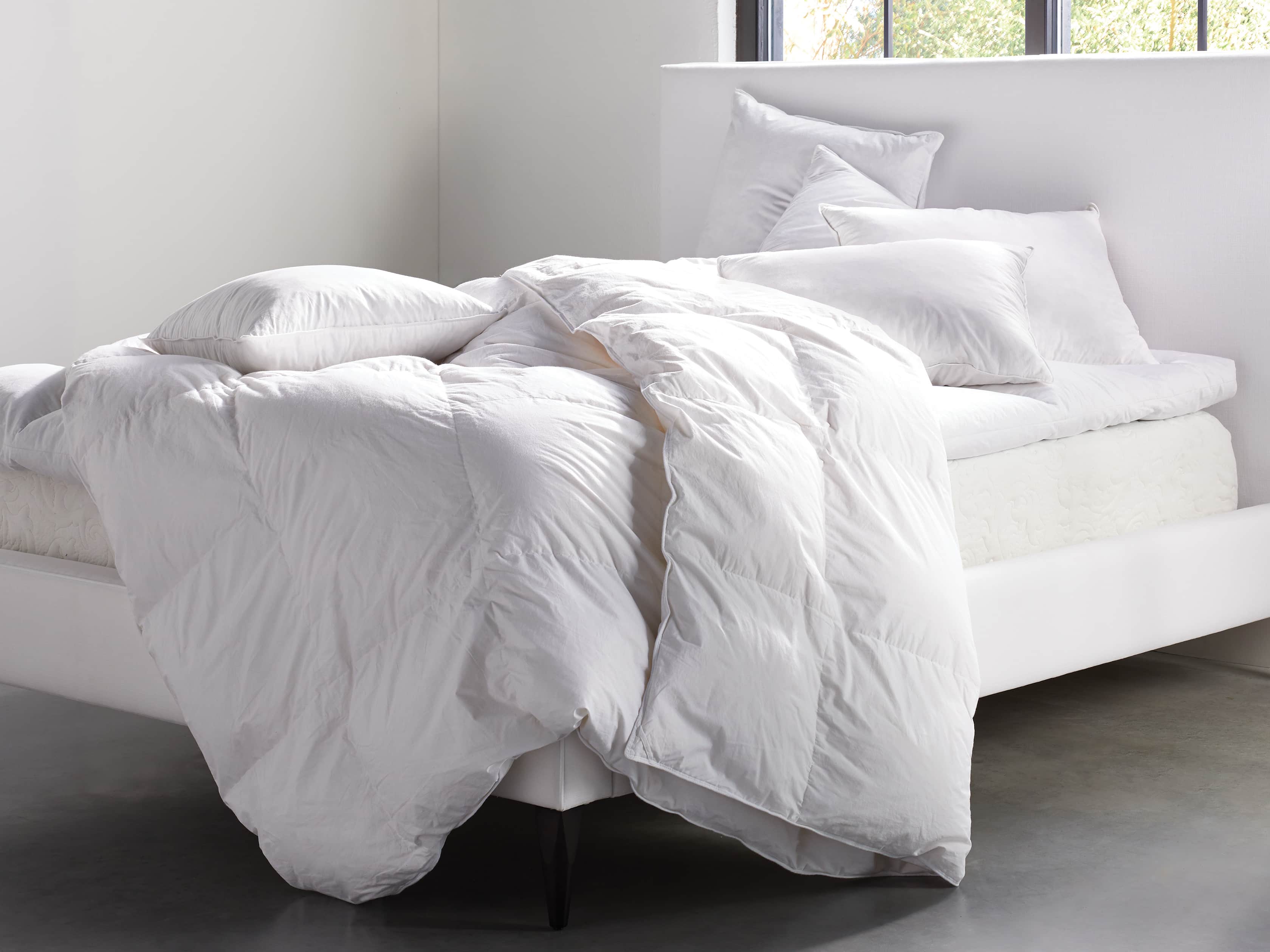 Retreat Queen Memory Foam Mattress, slide 3 of 3