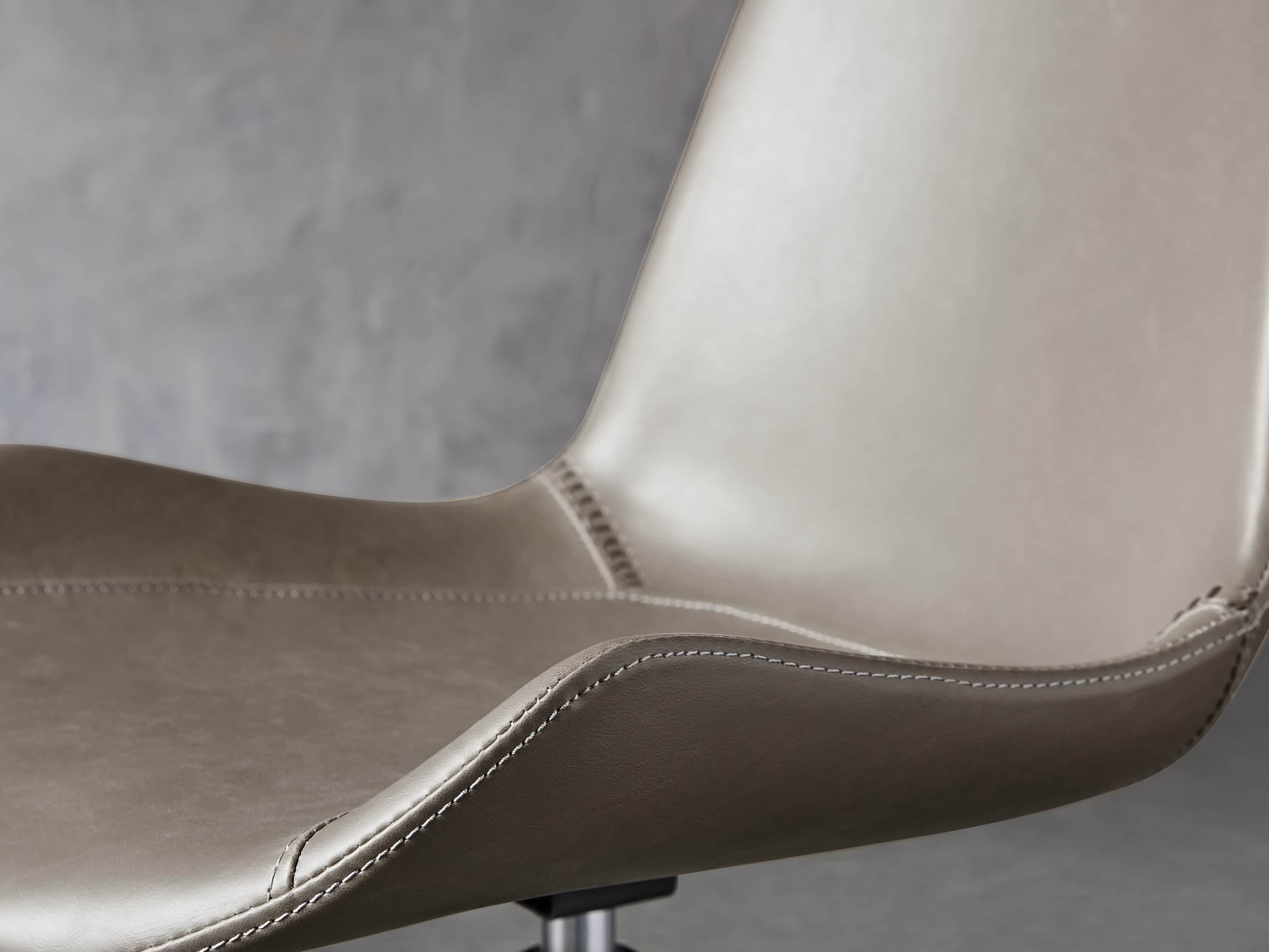 Gage 20" Desk Chair