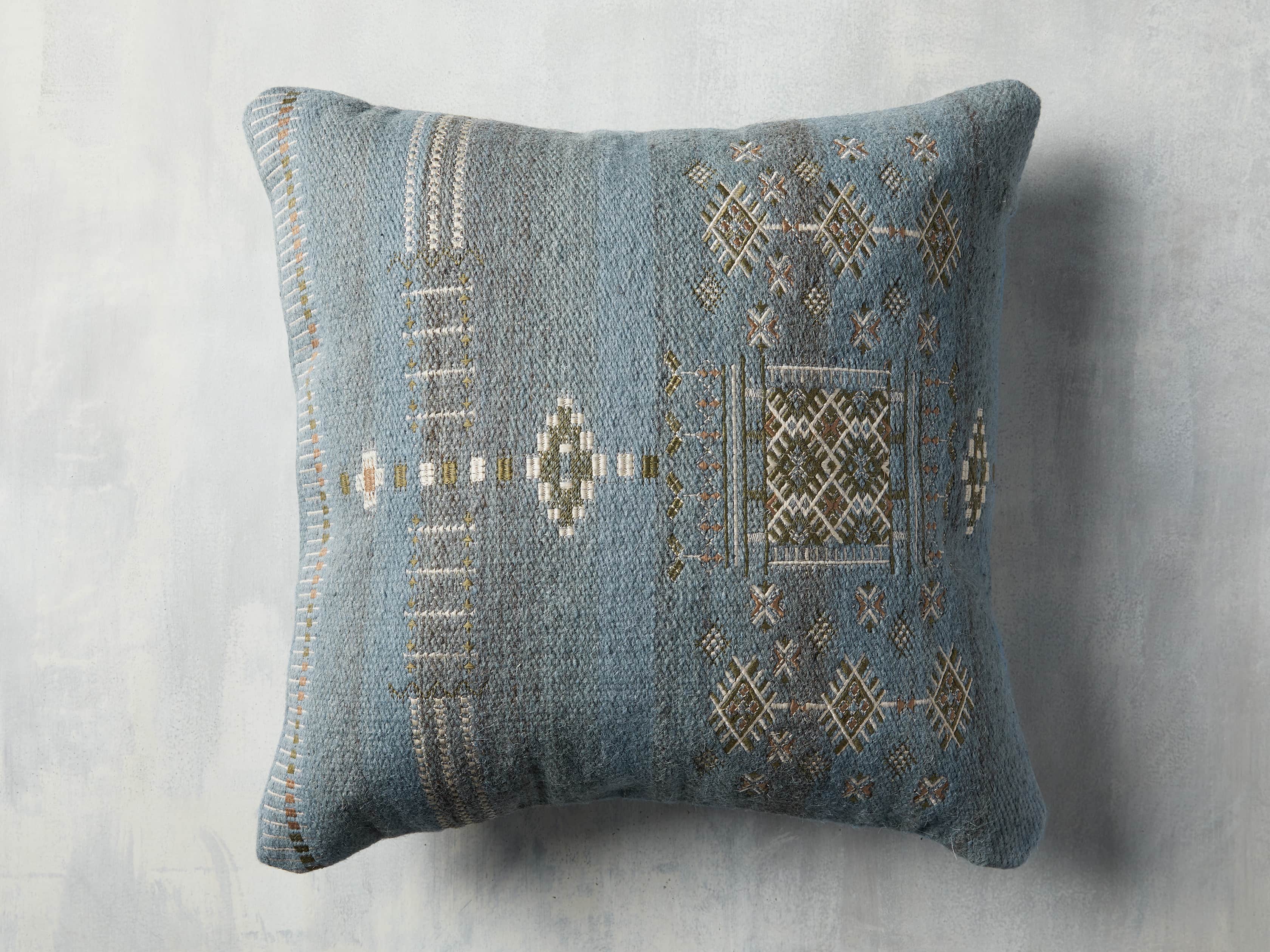 Anja Pillow