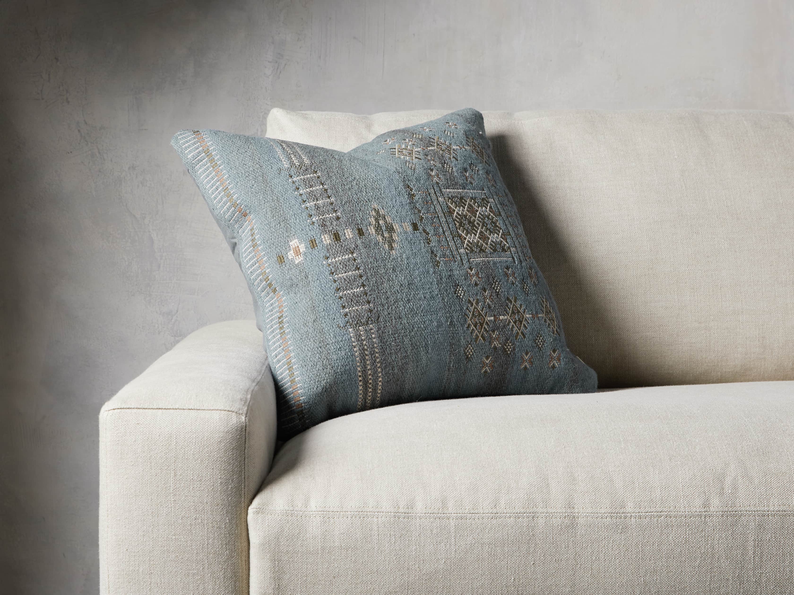 Anja Pillow