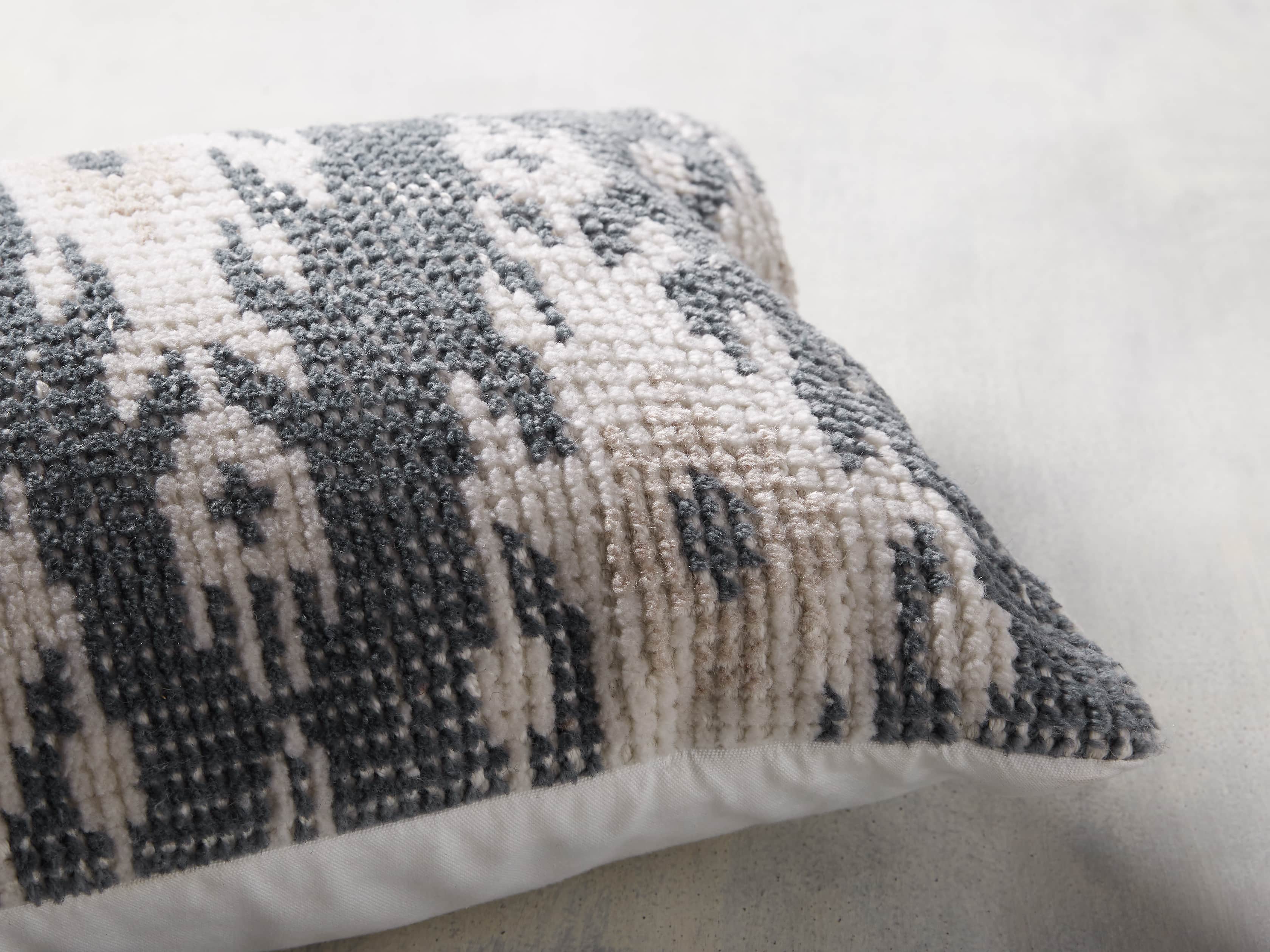 Baja Outdoor Lumbar Pillow